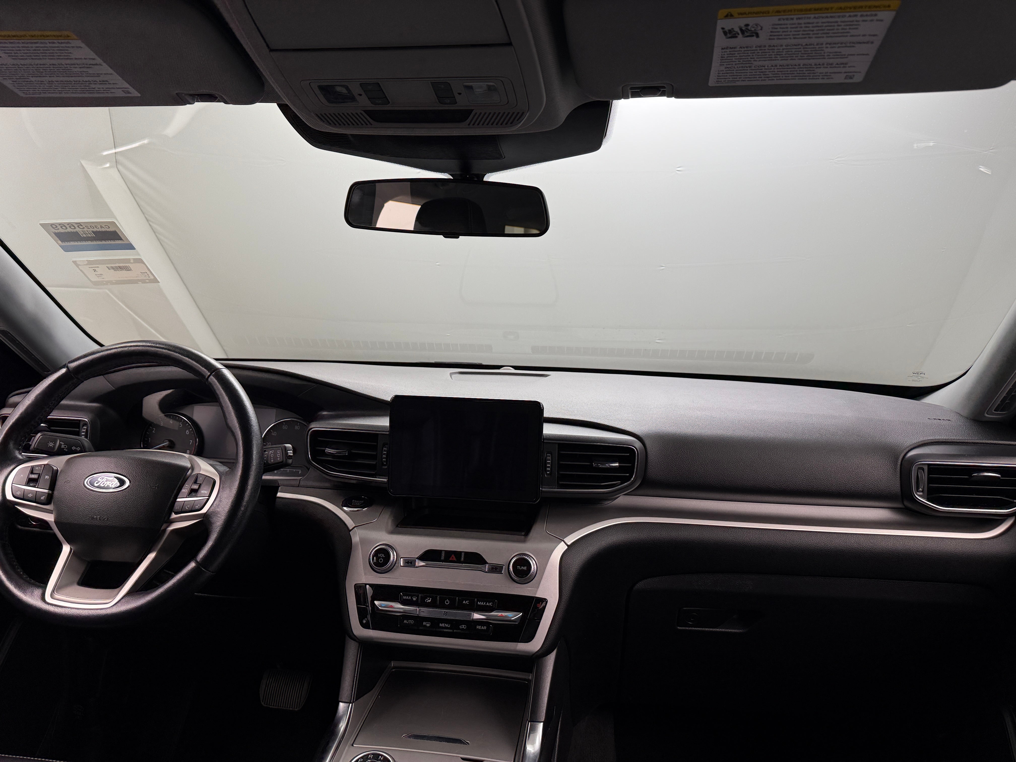 2022 Ford Explorer XLT 2