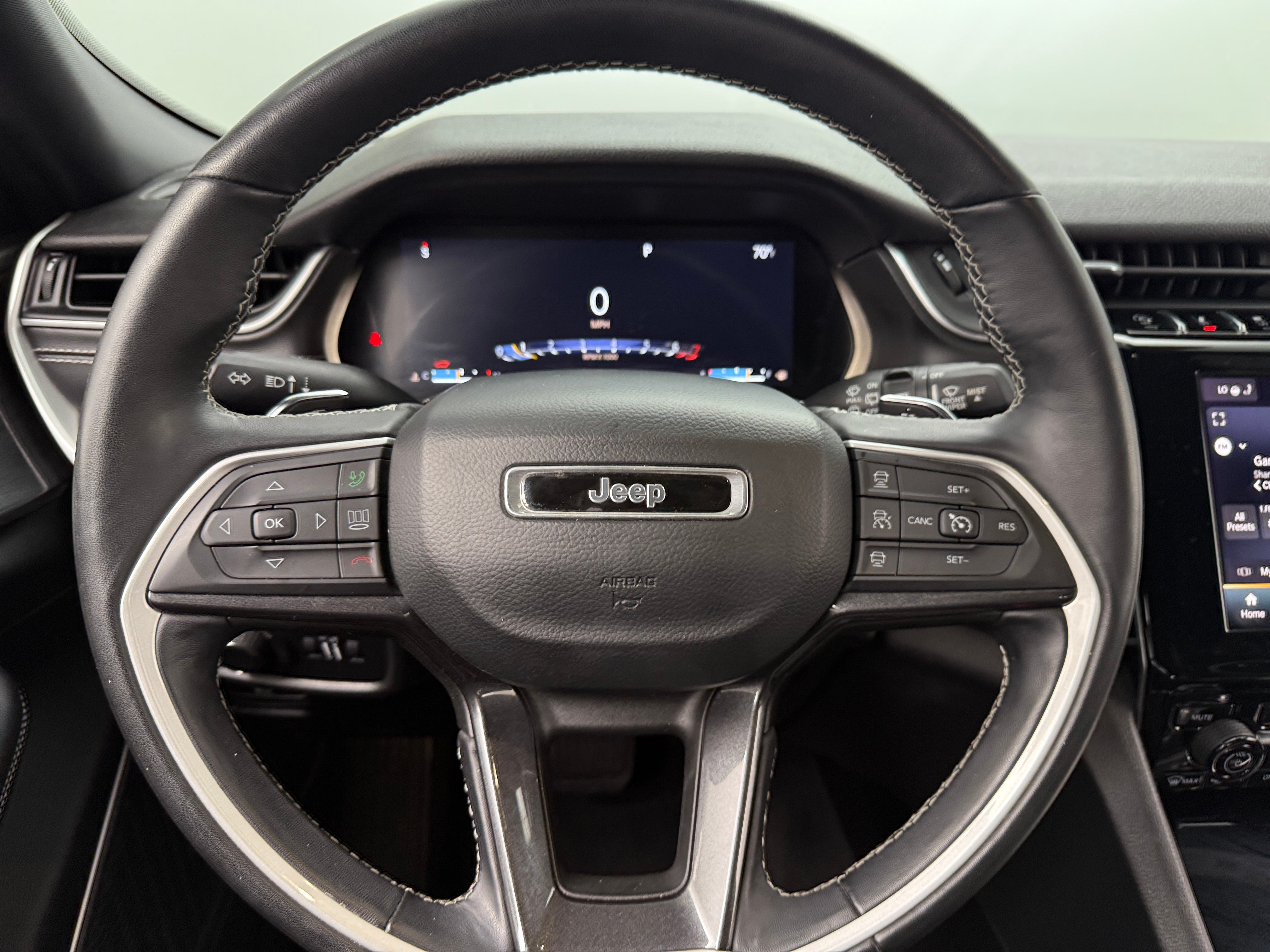 2022 Jeep Grand Cherokee L Altitude 4