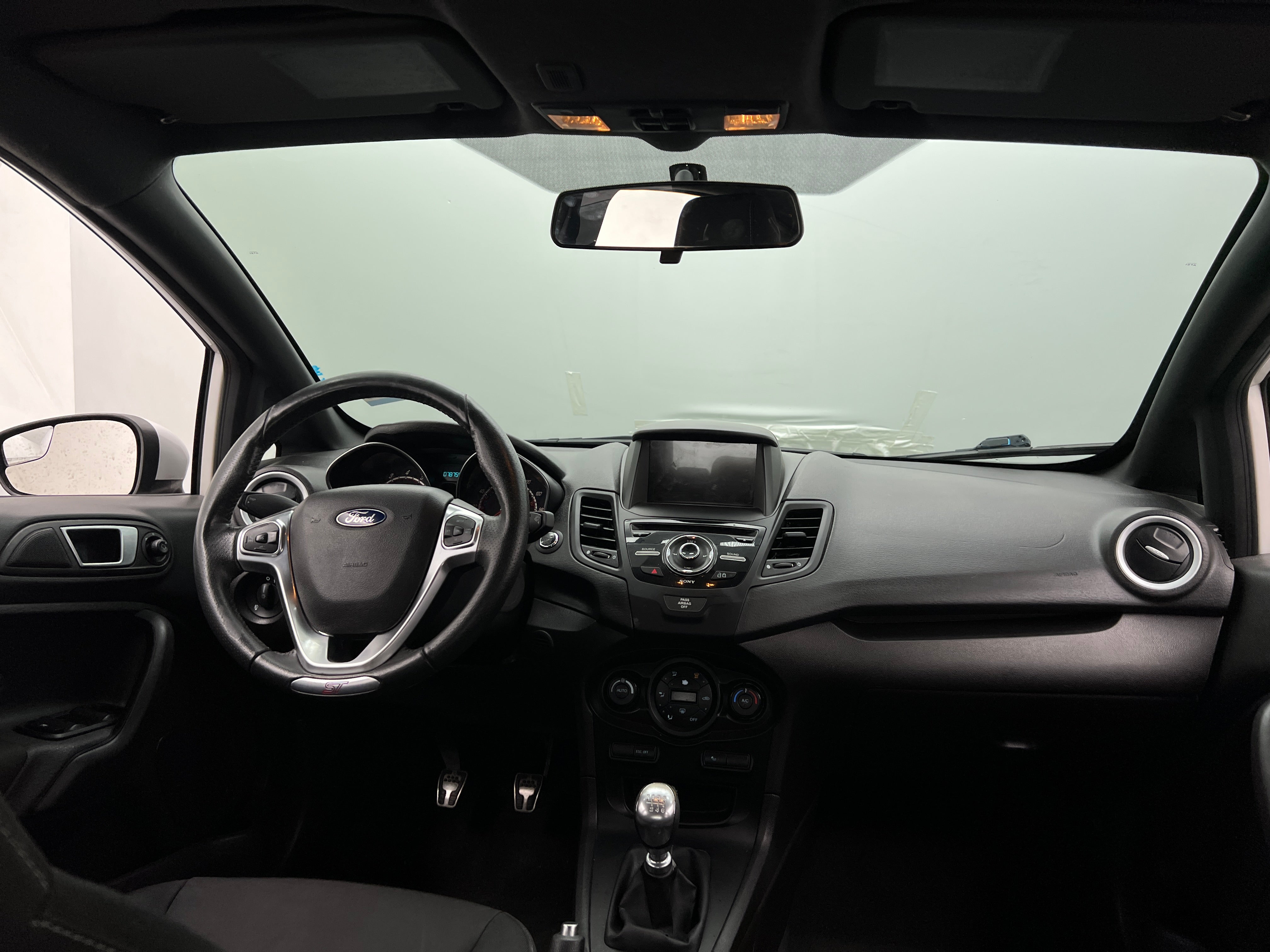 2016 Ford Fiesta ST 3