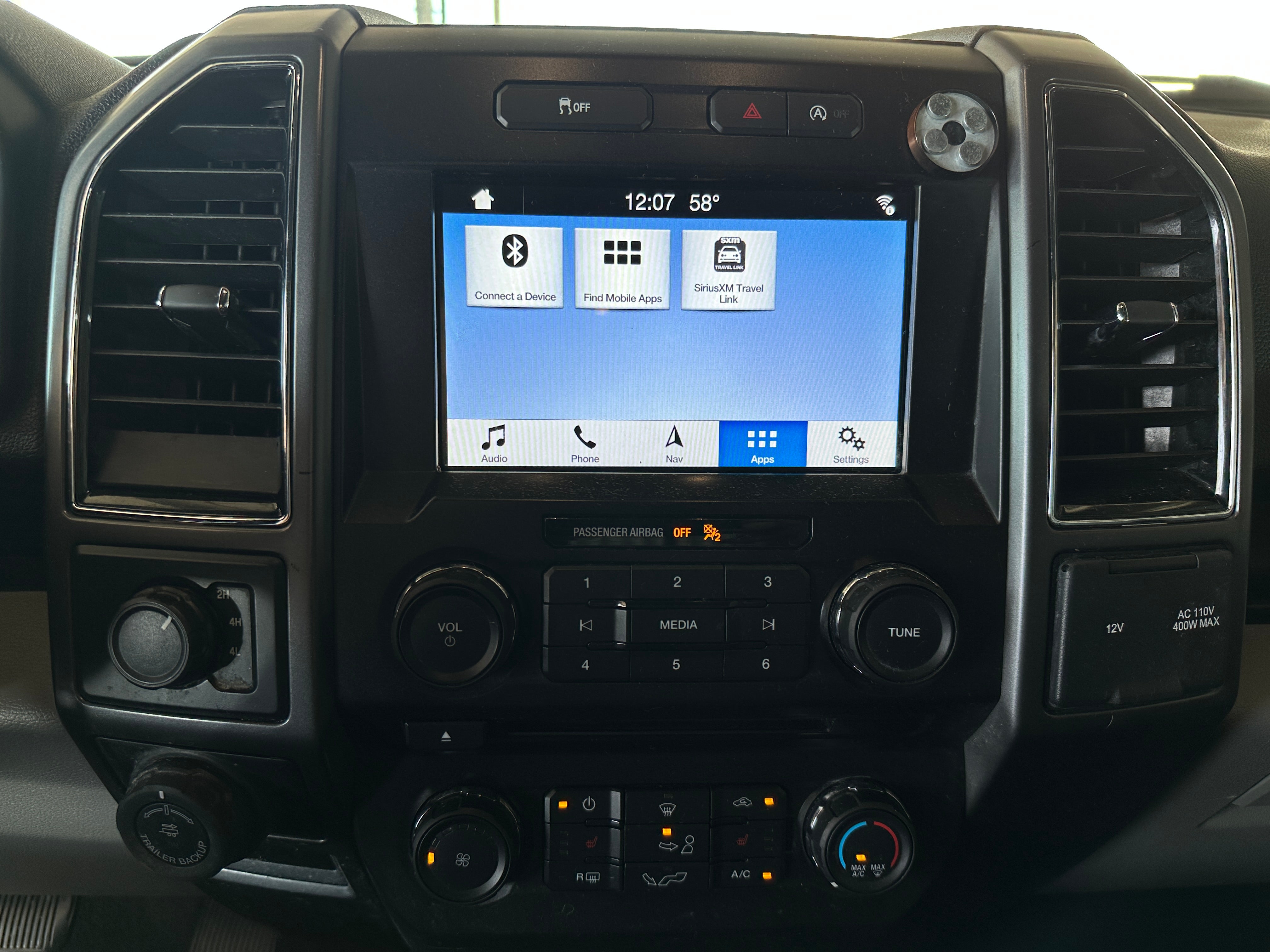 2018 Ford Econoline E-150 4