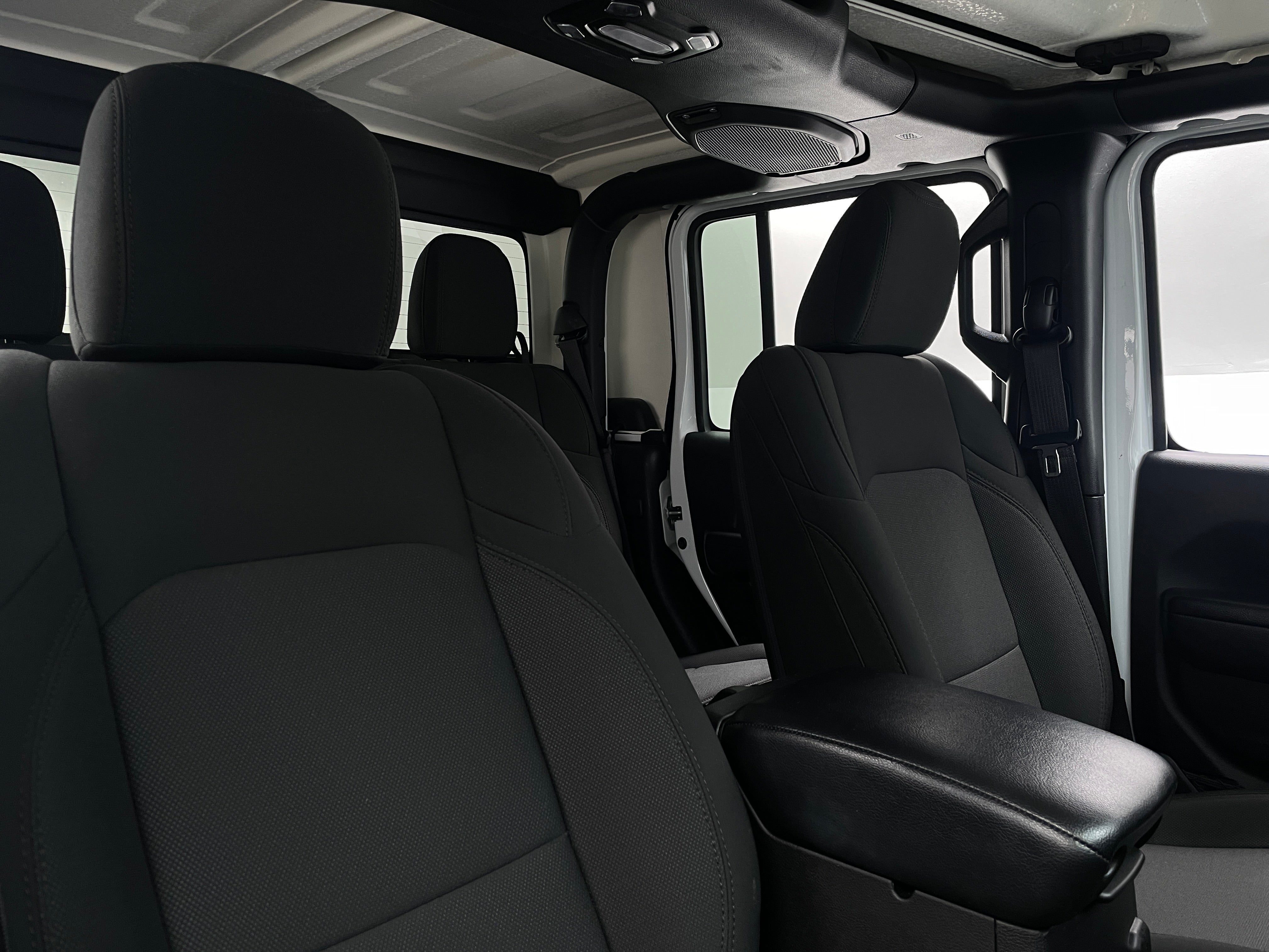 2023 Jeep Gladiator Sport S 2
