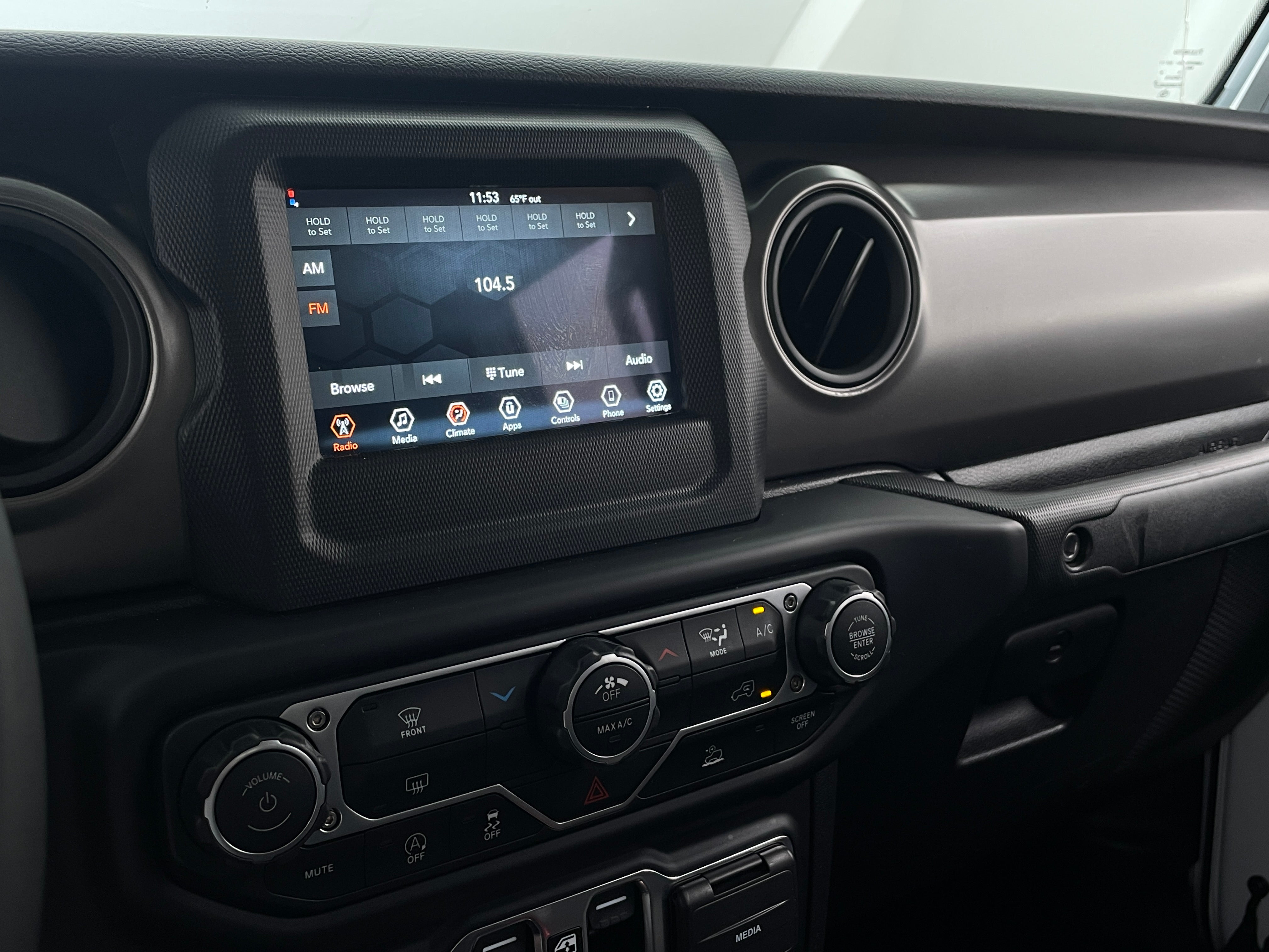 2023 Jeep Gladiator Sport S 4