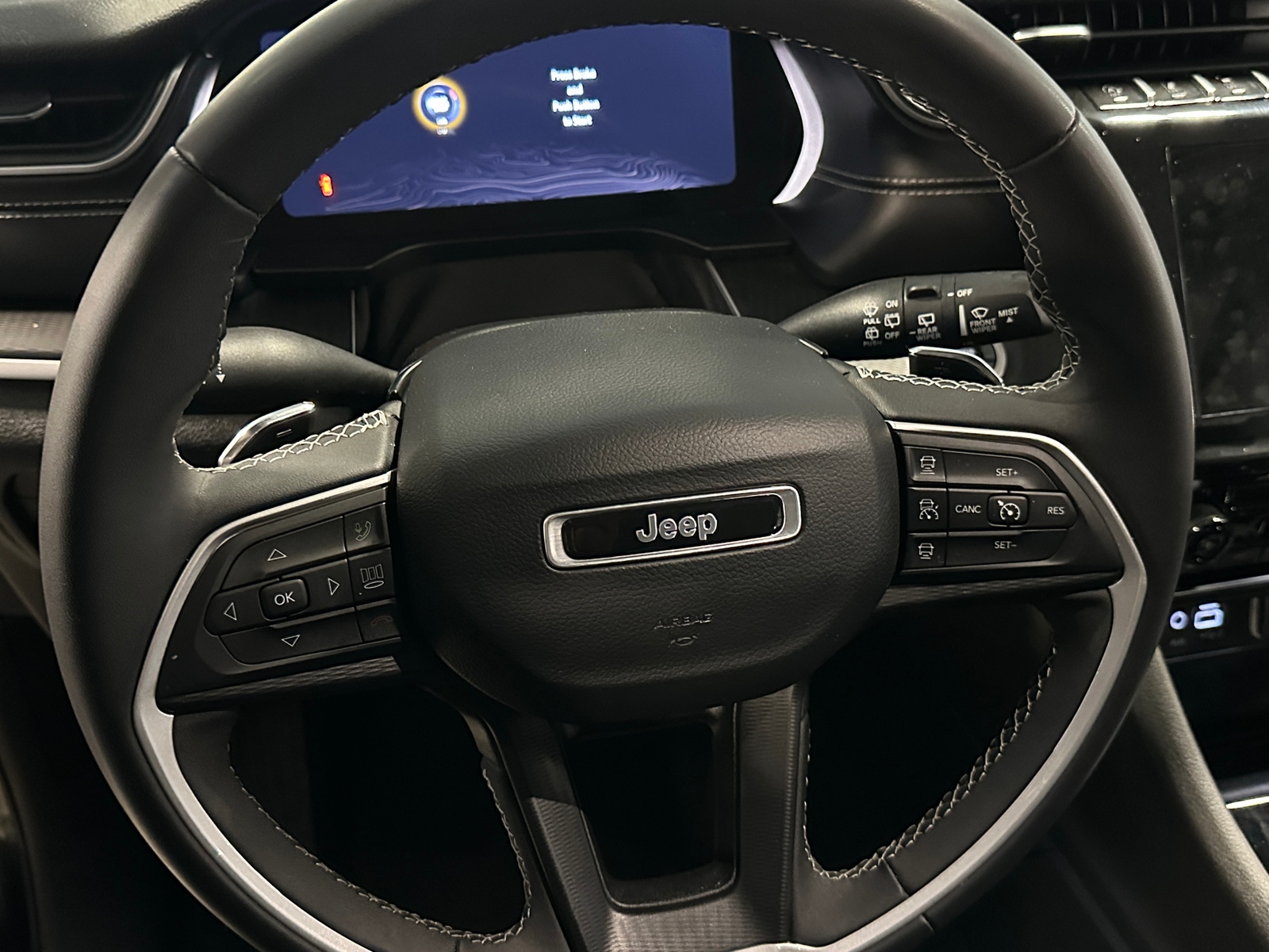 Thumbnail: 2023 Jeep Grand Cherokee L - 5