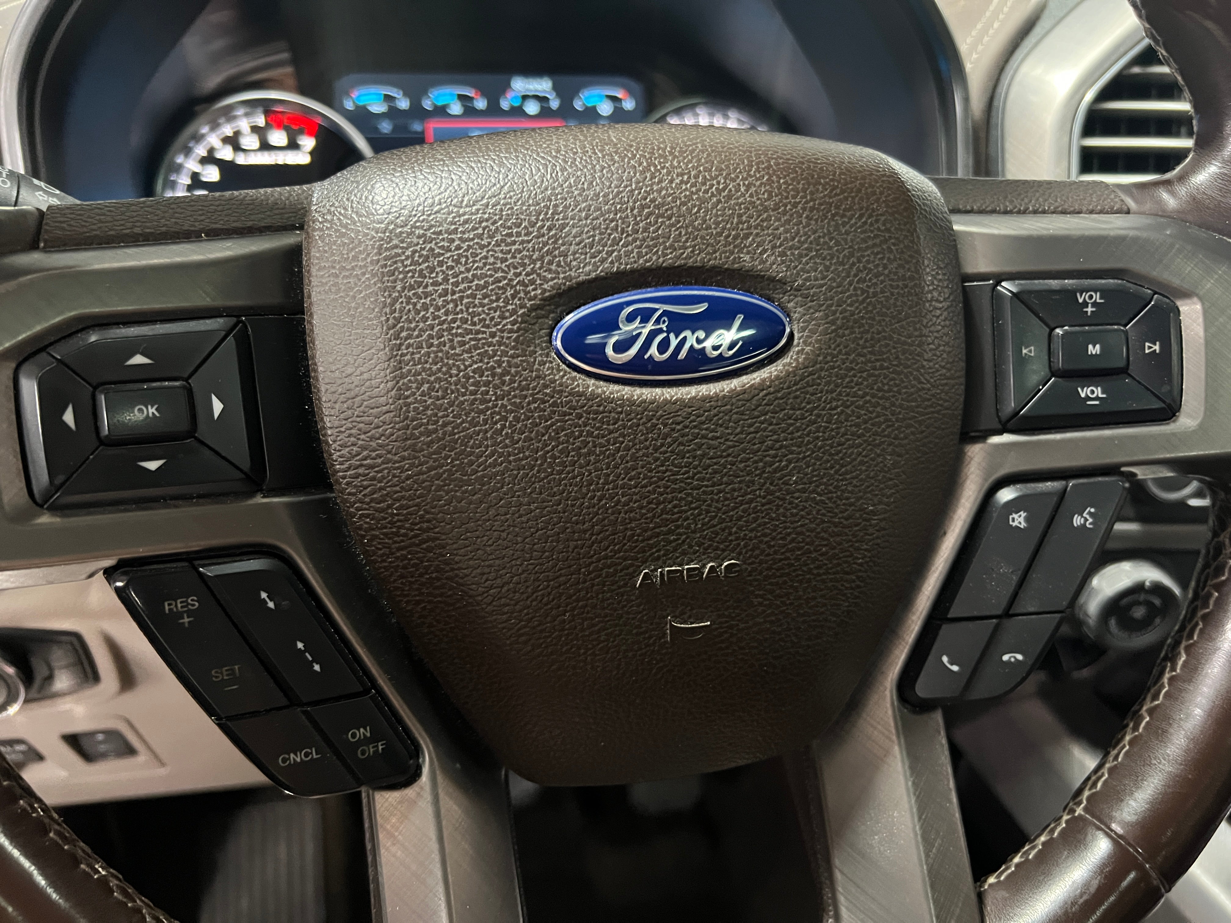 2019 Ford Econoline E-150 4