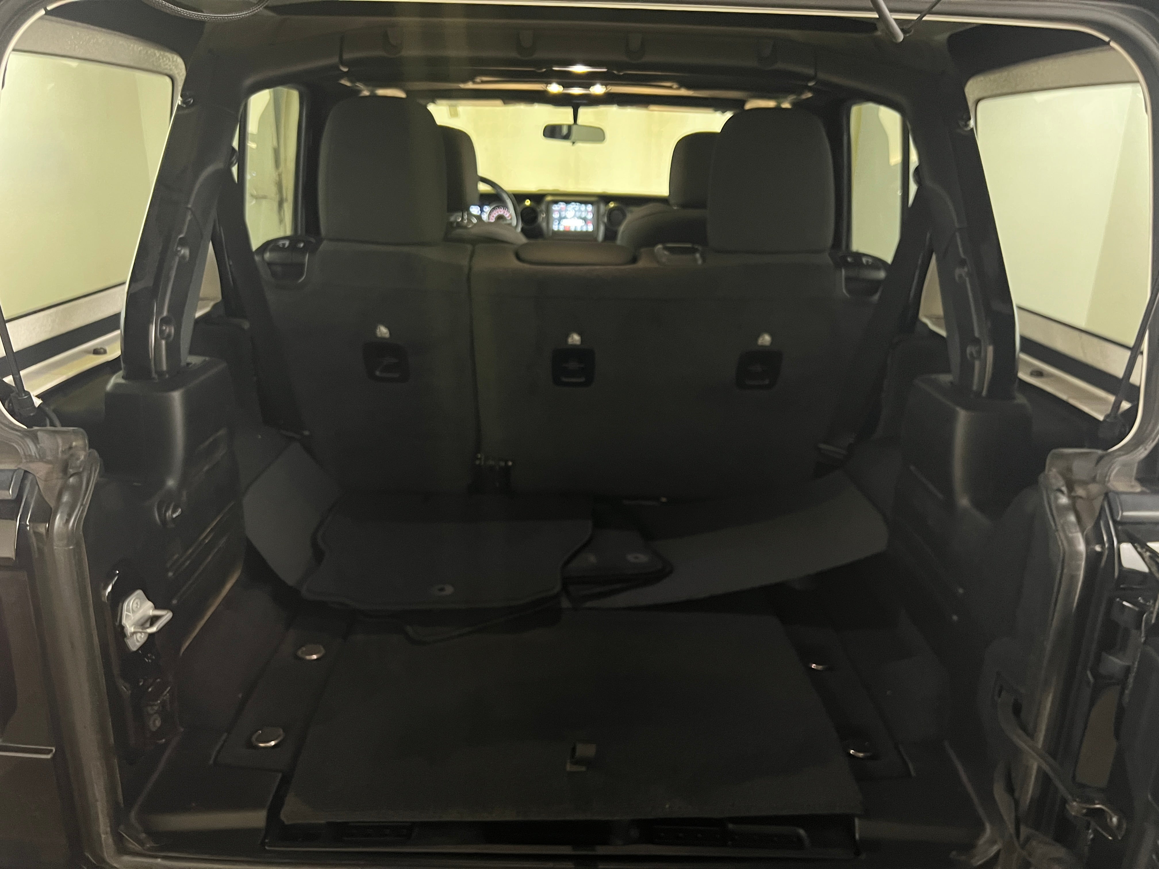 2021 Jeep Wrangler Unlimited Altitude 7