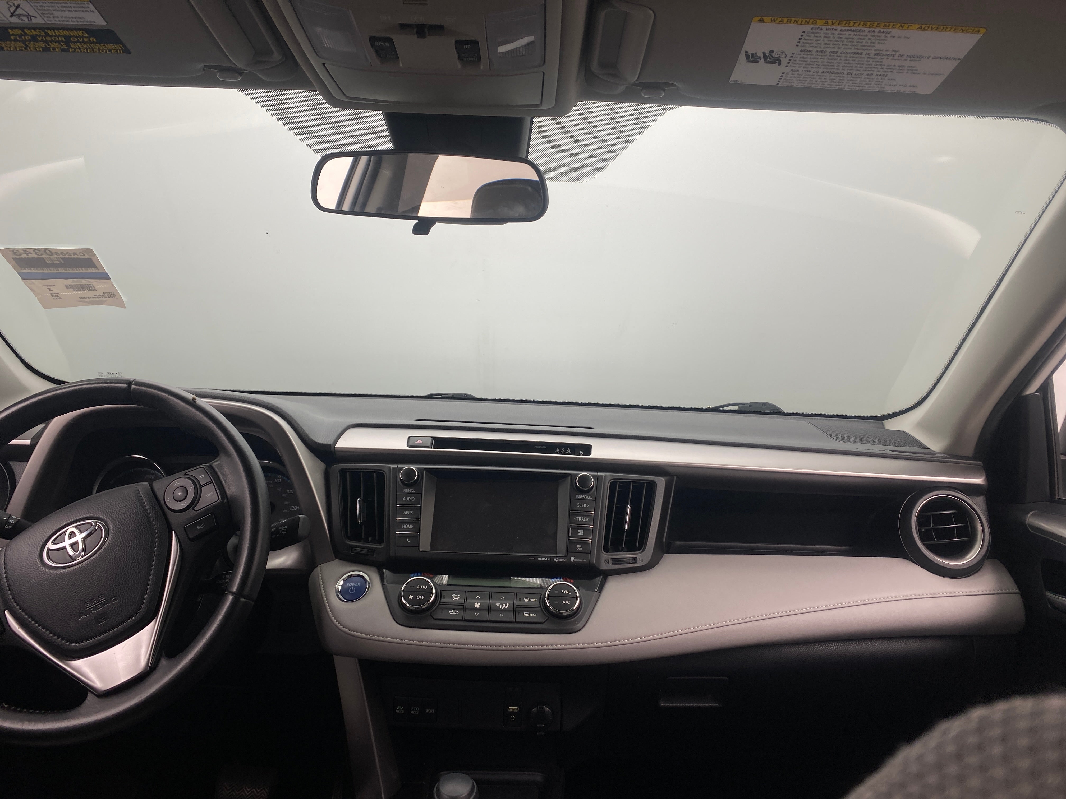 2017 Toyota RAV4 LE Plus 3