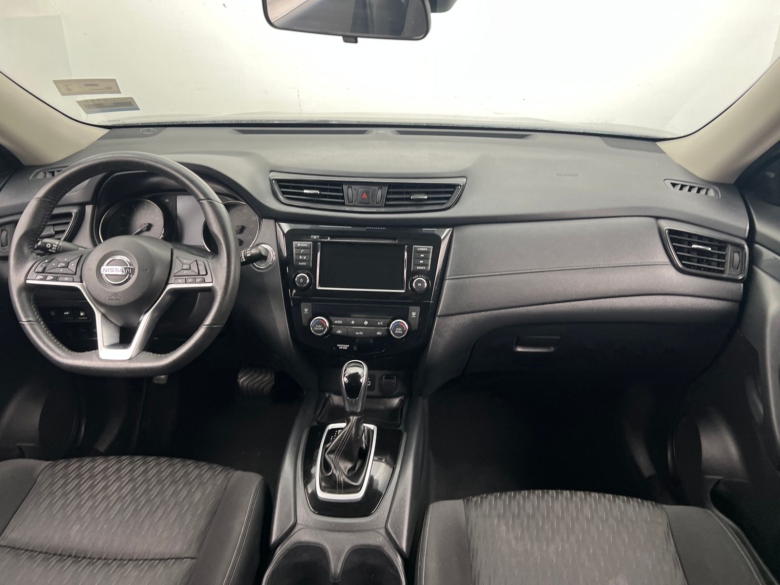 Thumbnail: 2020 Nissan Rogue - 3