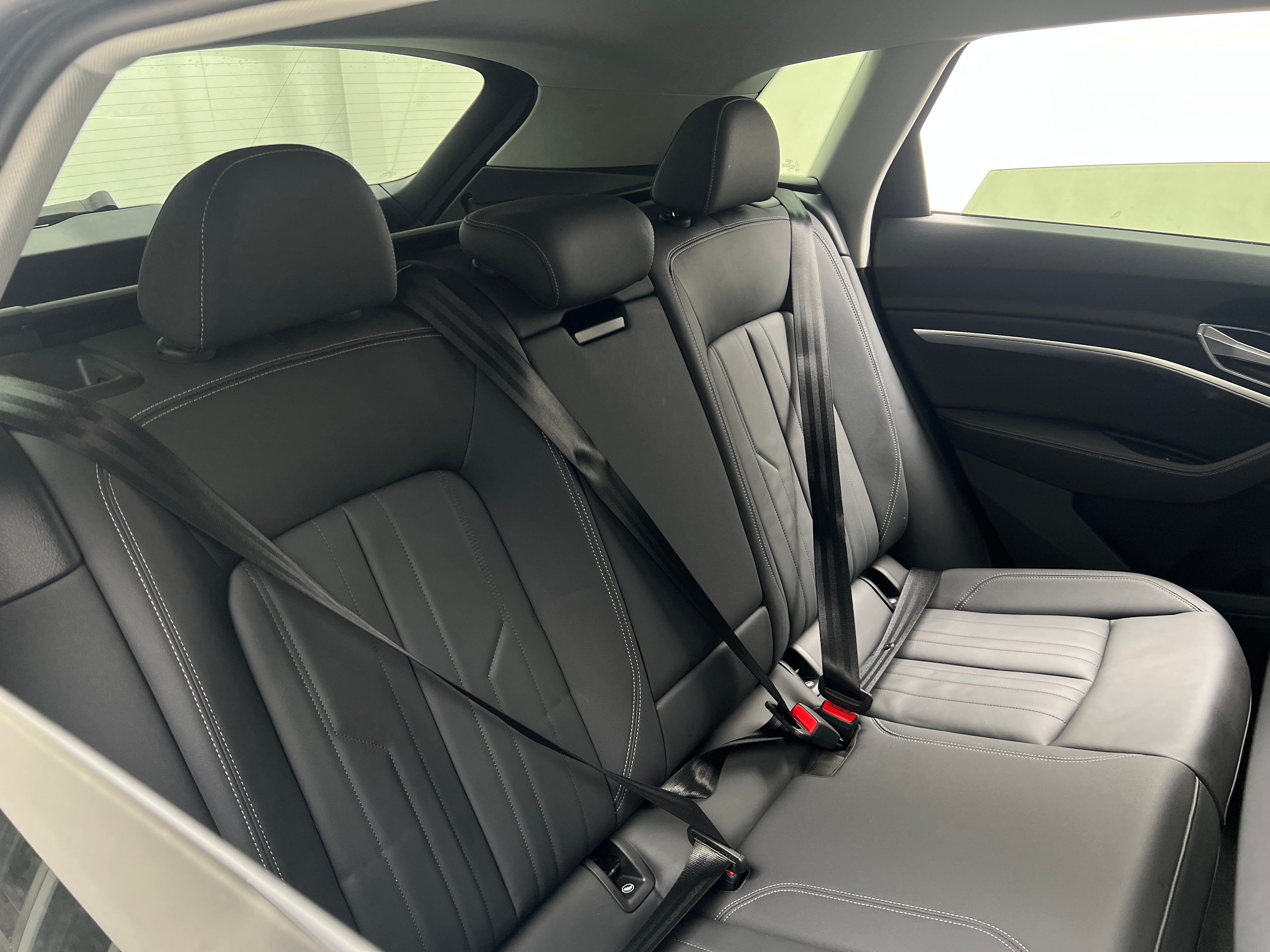 2021 Audi e-tron Premium 5