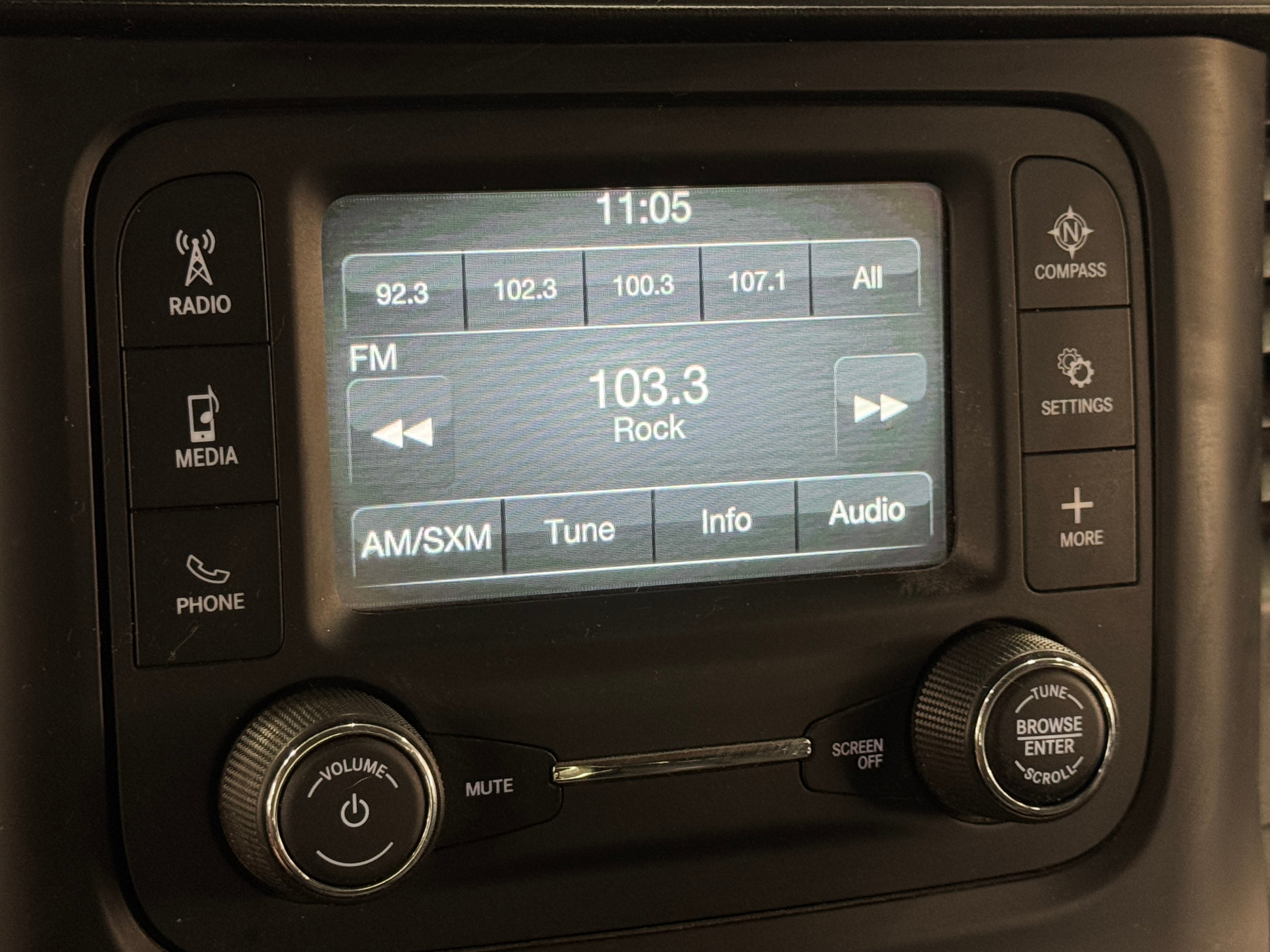 2019 RAM 1500 Tradesman 3