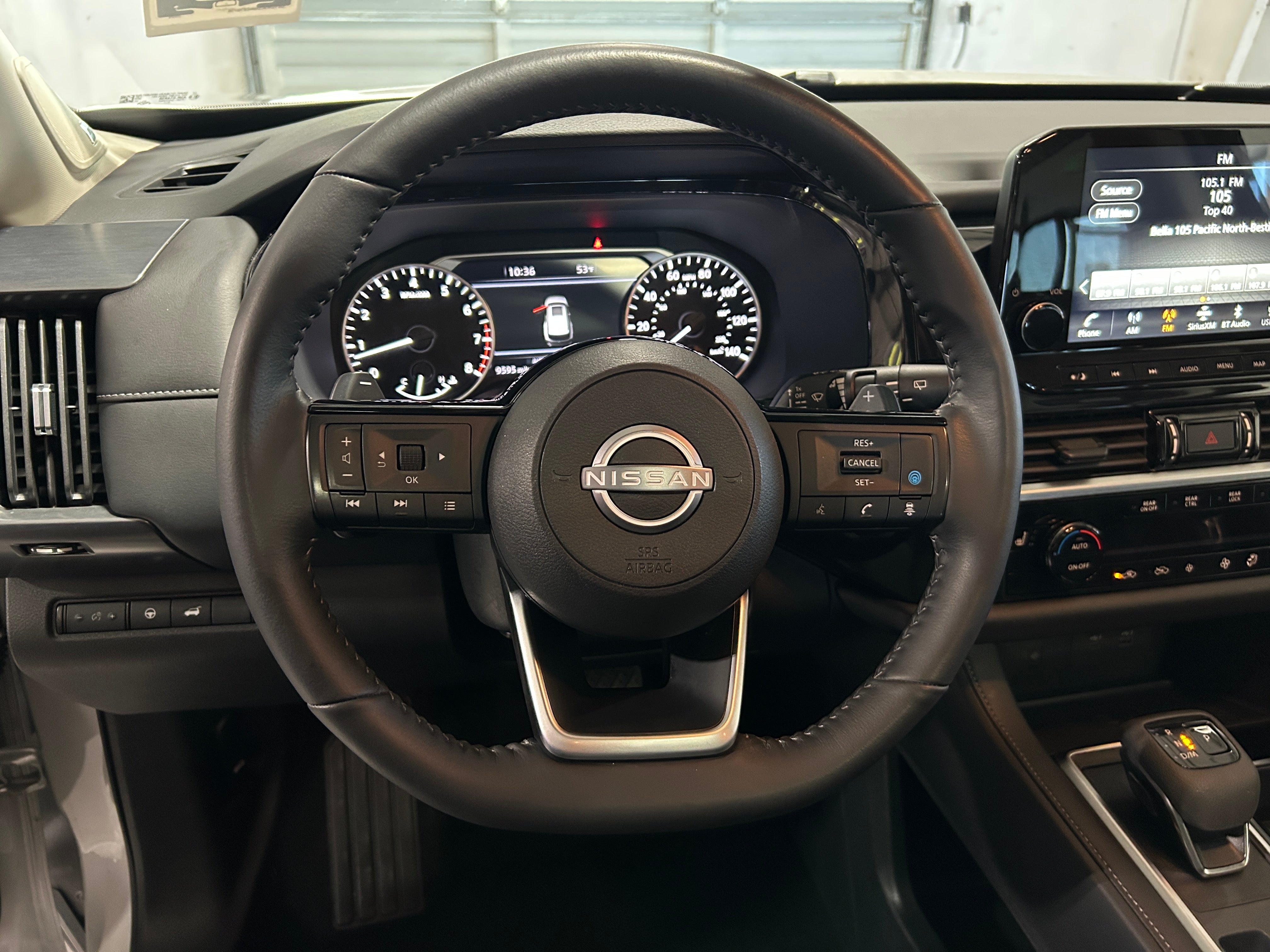 2024 Nissan Pathfinder SL 4