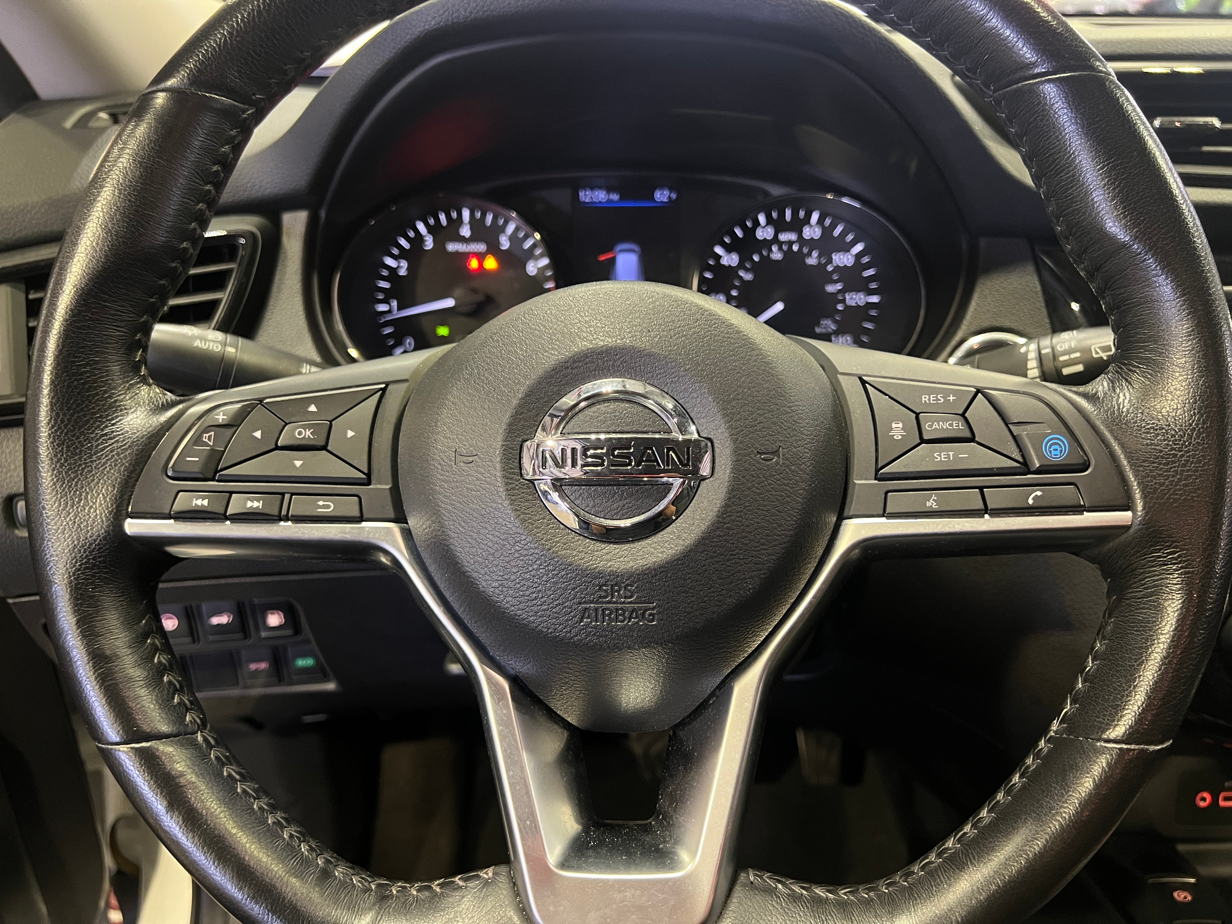 2019 Nissan Rogue SV 5