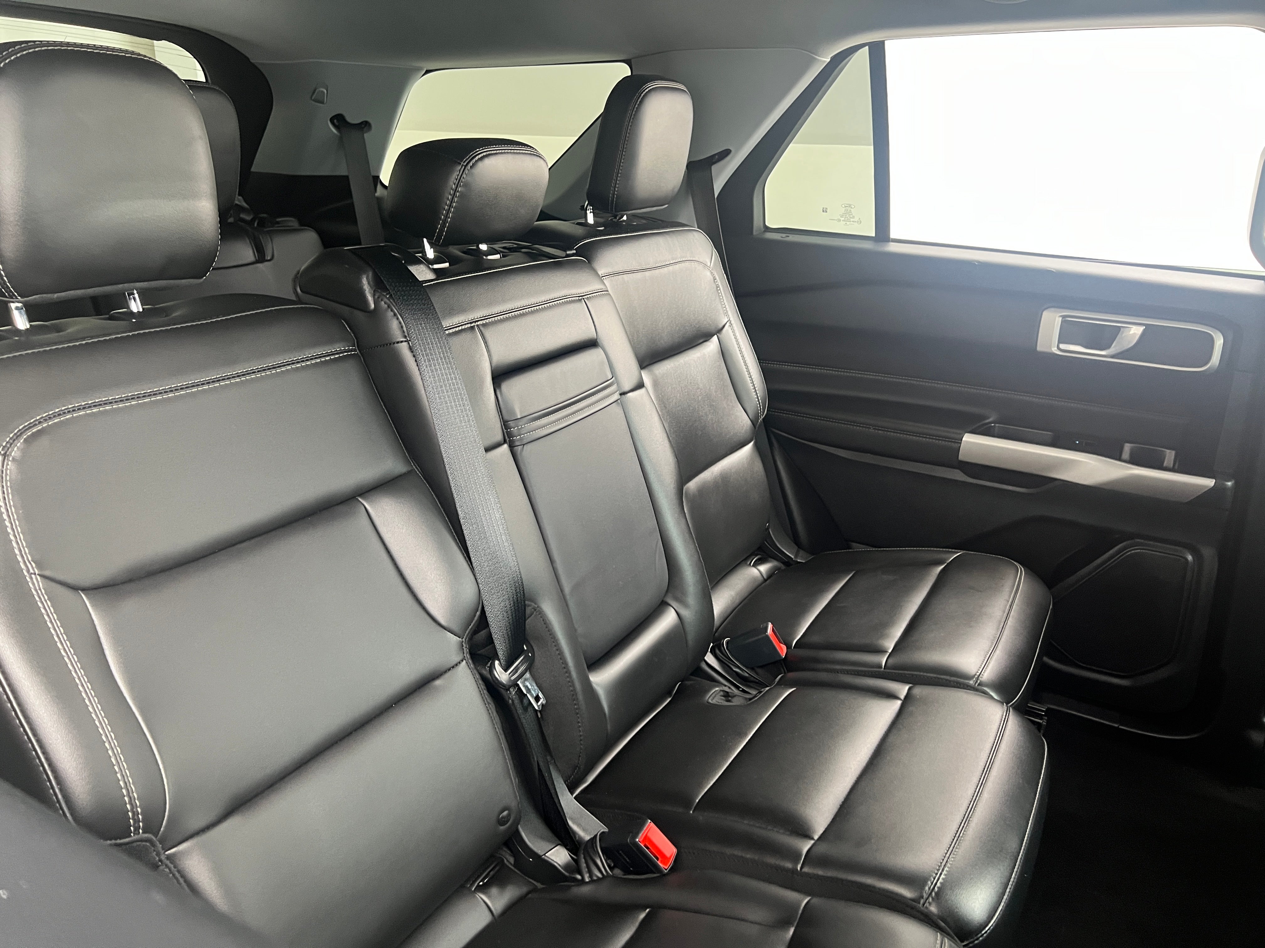 2022 Ford Explorer XLT 6
