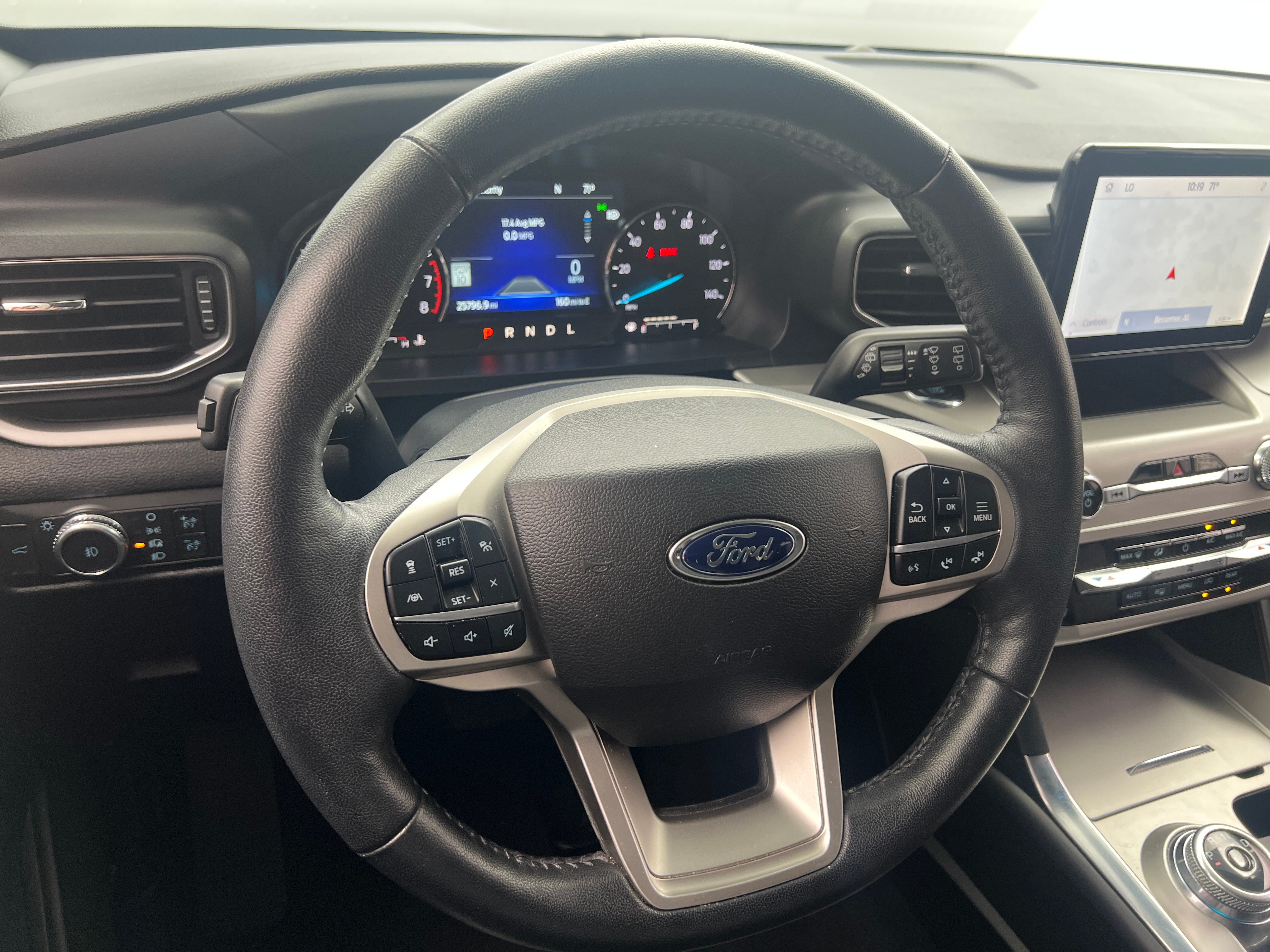 2022 Ford Explorer XLT 5