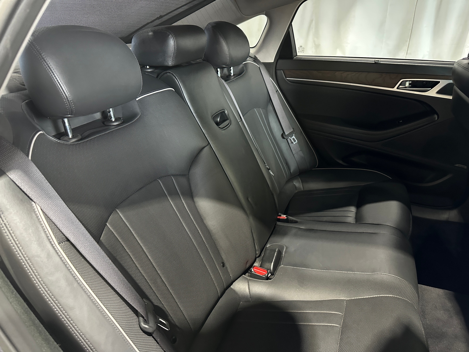 Thumbnail: 2015 Hyundai Genesis - 5