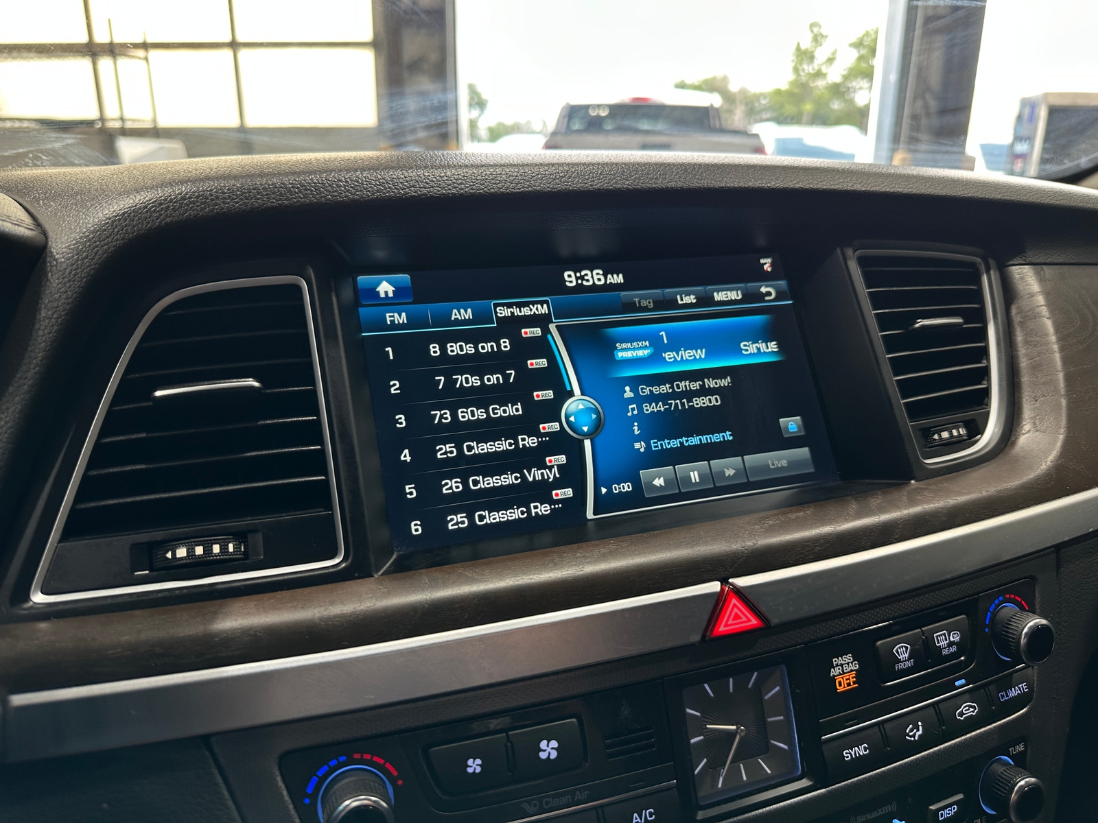 Thumbnail: 2015 Hyundai Genesis - 3
