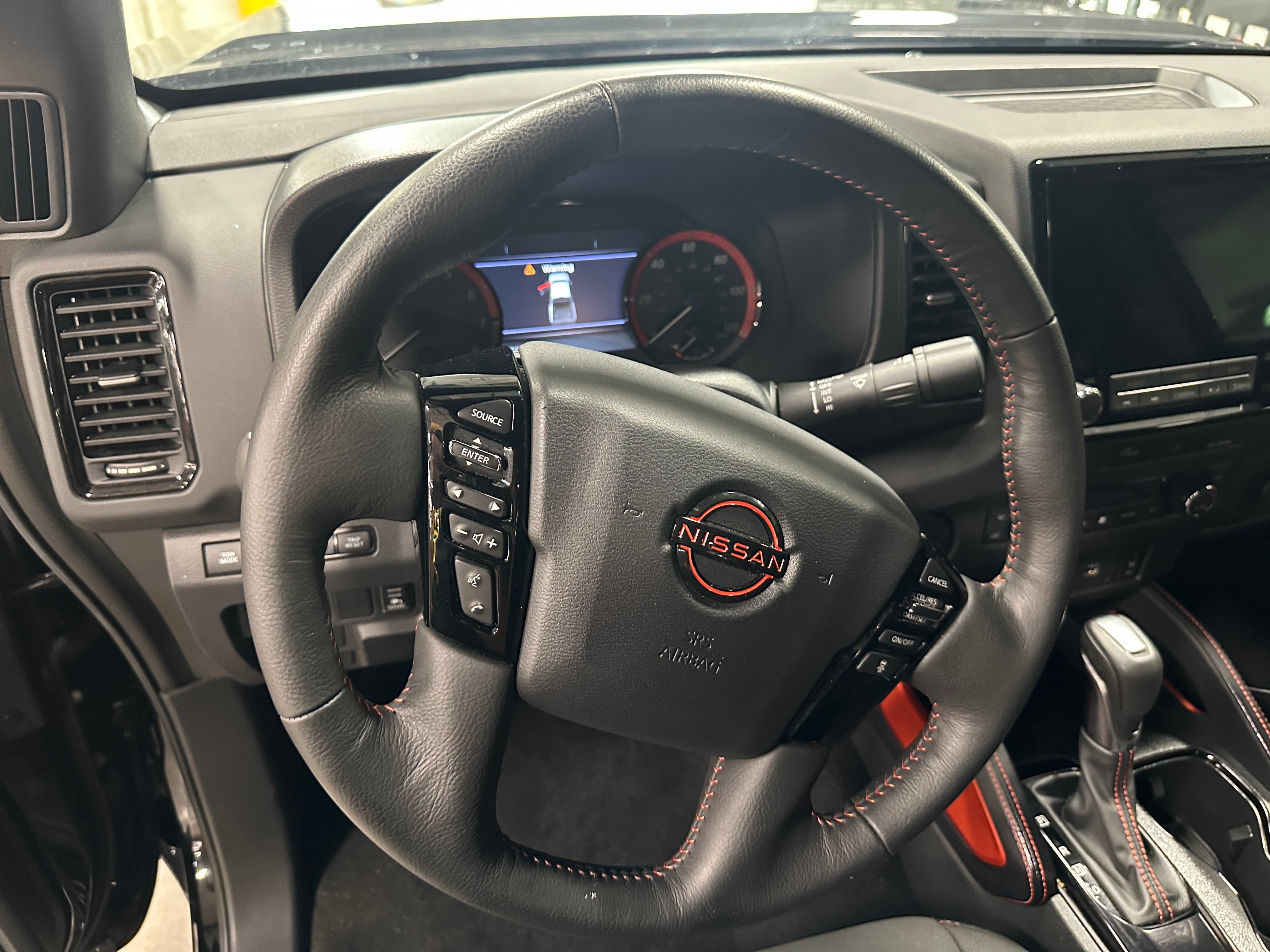 2024 Nissan Frontier PRO-X 5