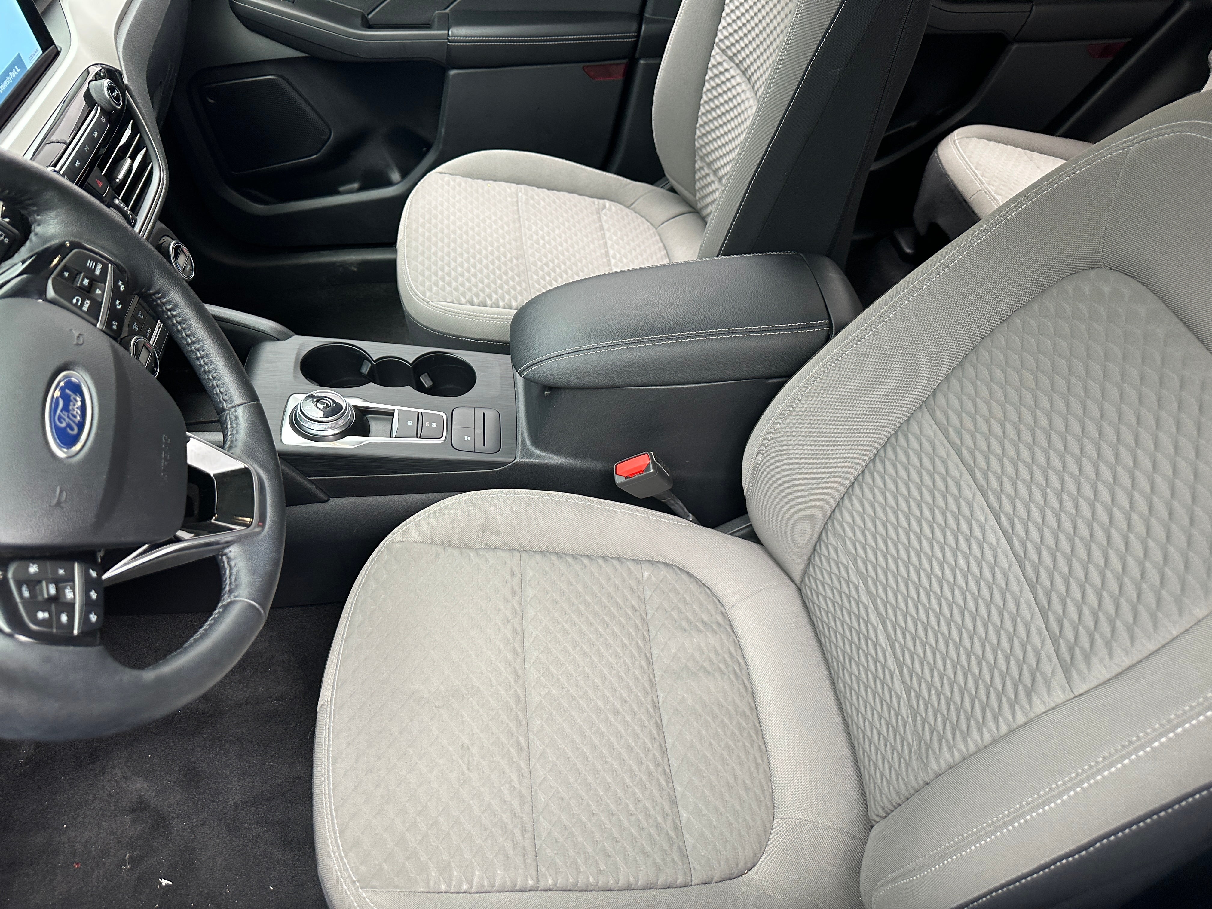 2021 Ford Escape SE Sport Hybrid 2