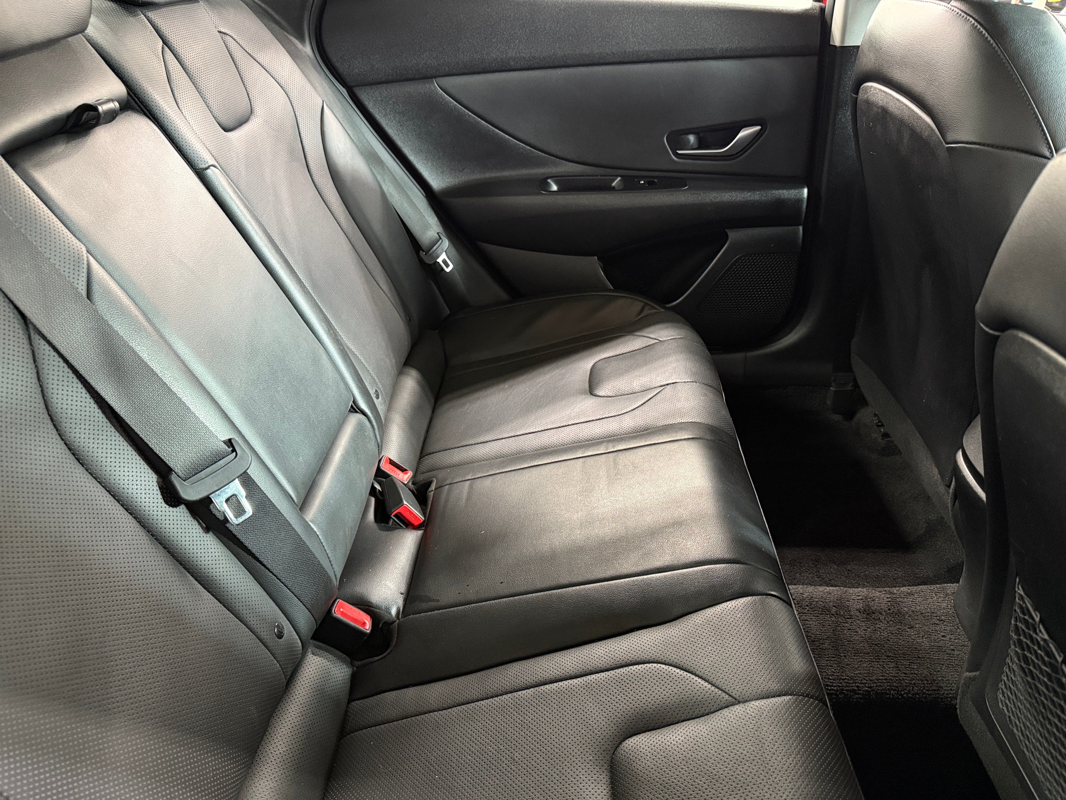 2023 Hyundai Elantra Limited Edition 5