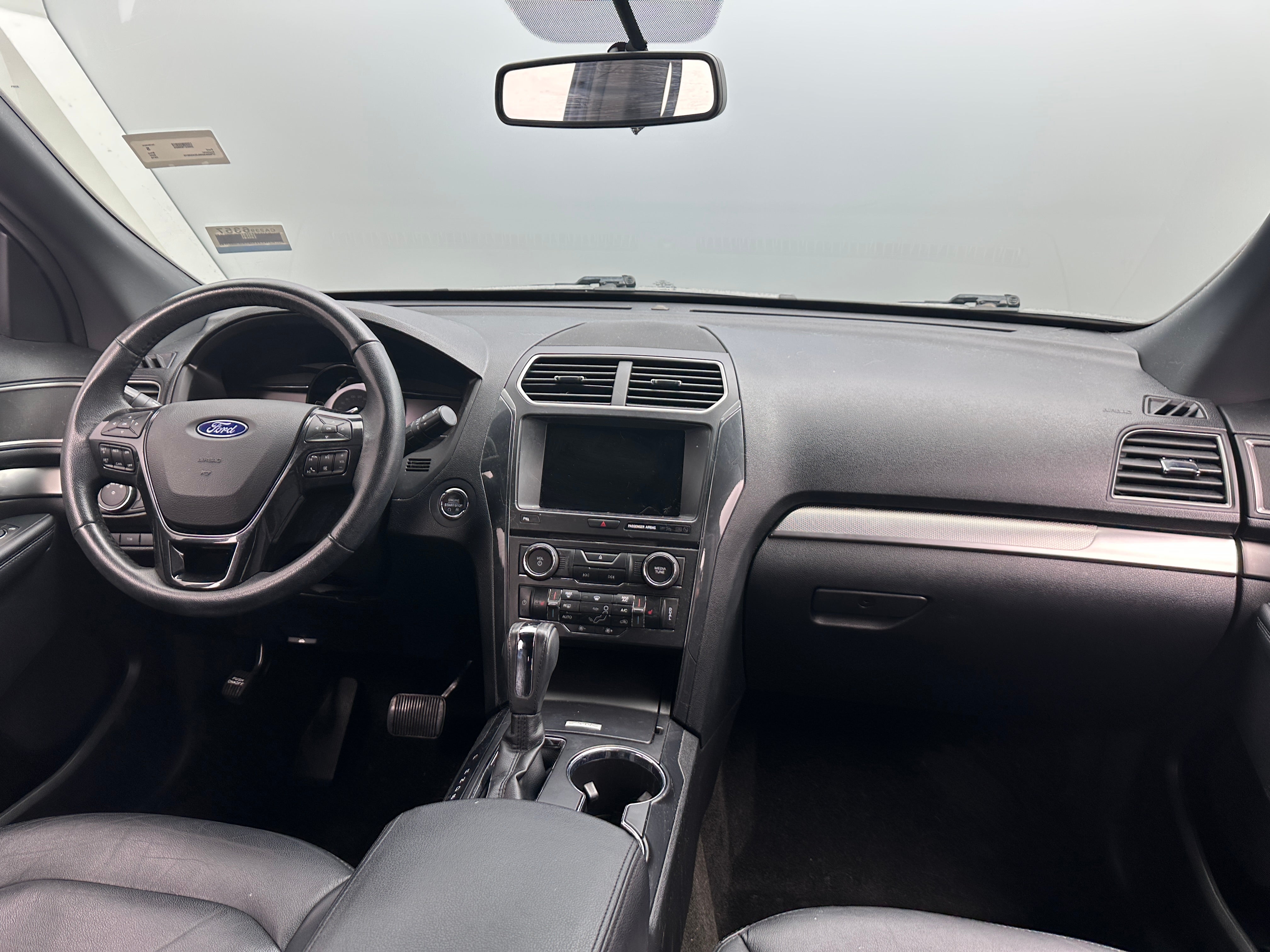 2018 Ford Explorer XLT 2
