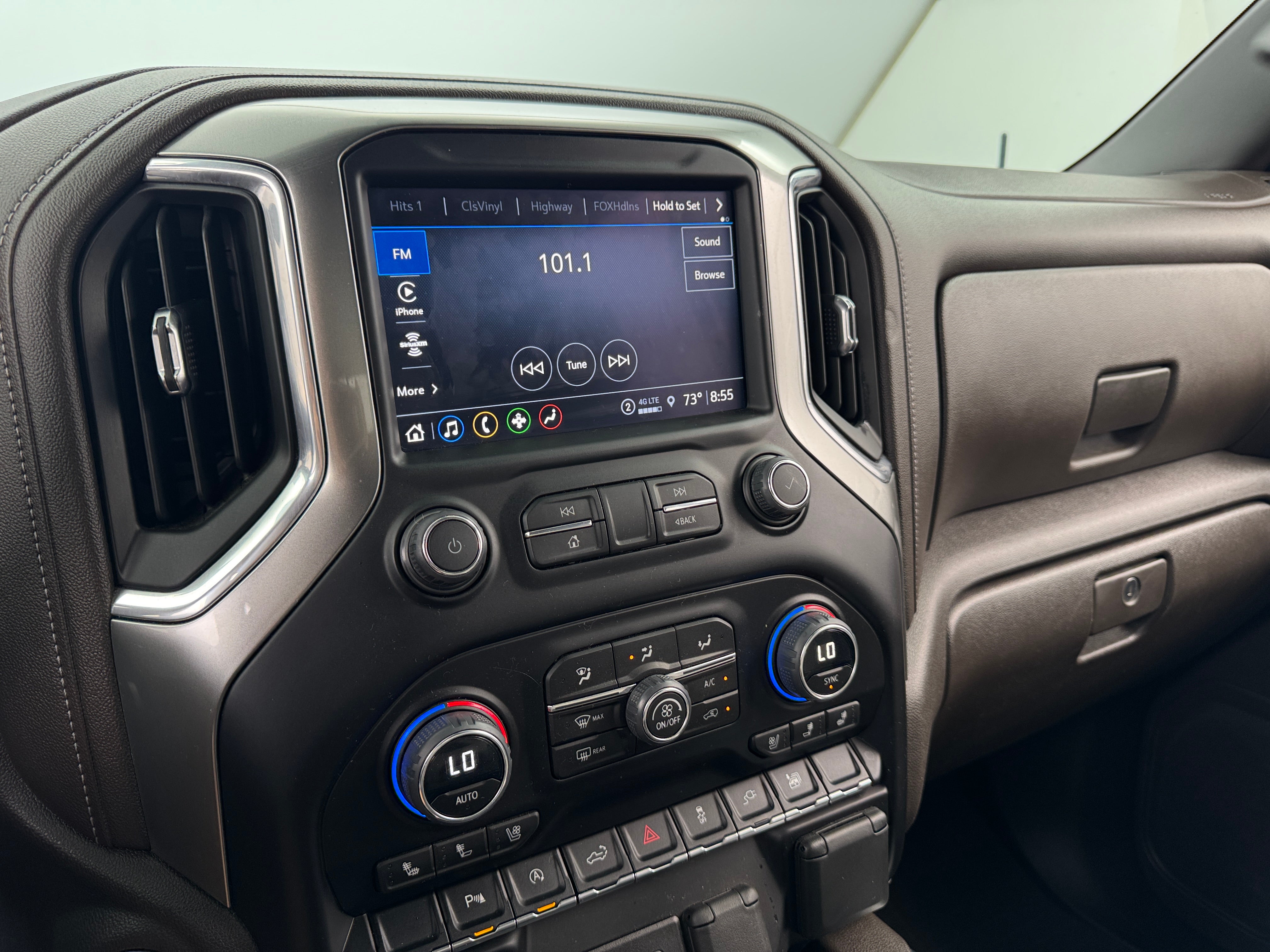 2022 Chevrolet Silverado 1500 Limited LTZ 3