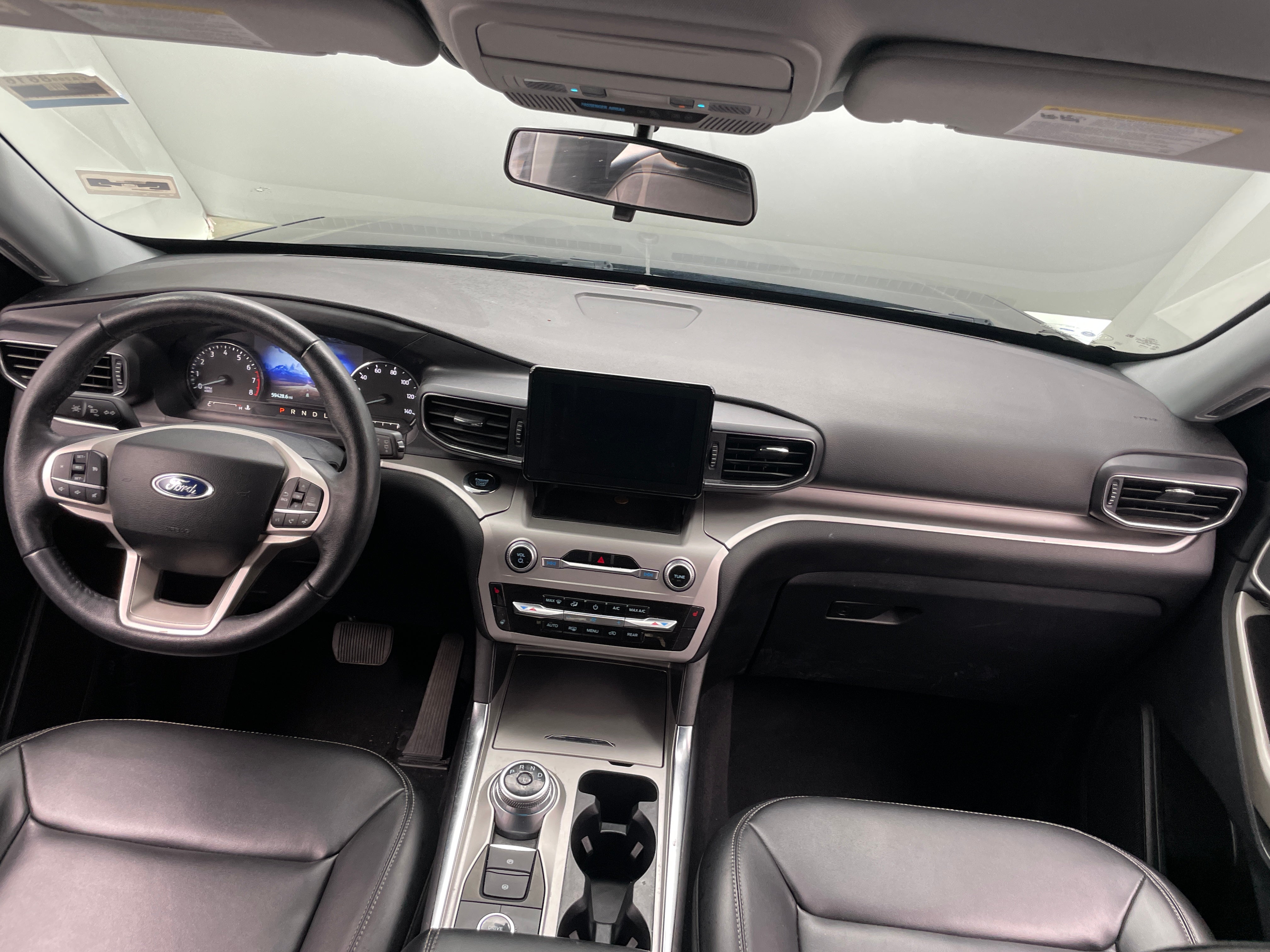 2022 Ford Explorer XLT 3