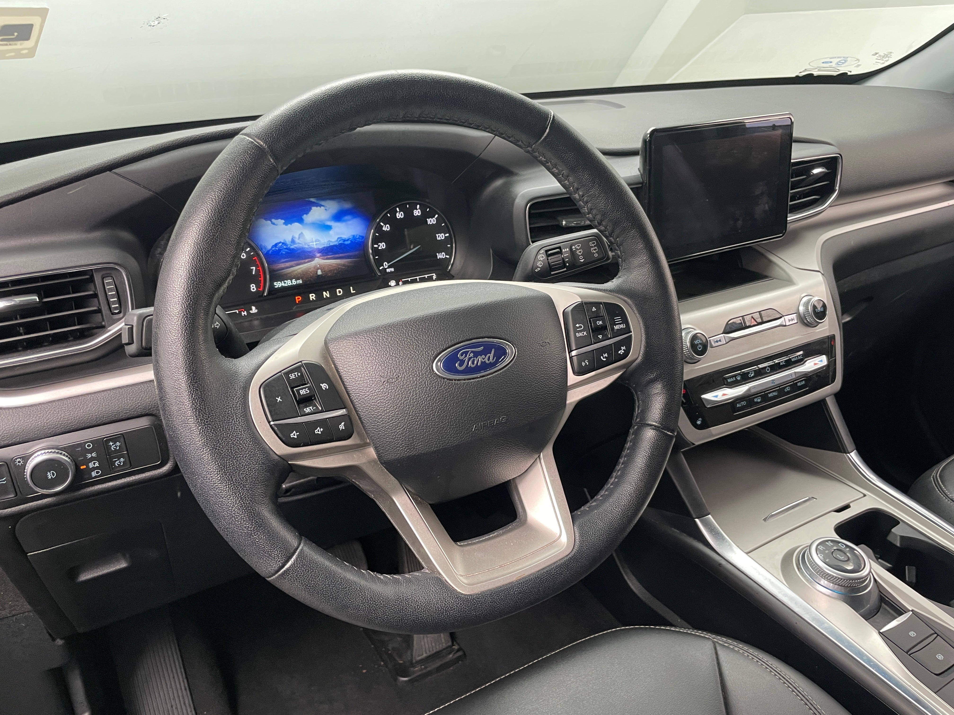 2022 Ford Explorer XLT 5
