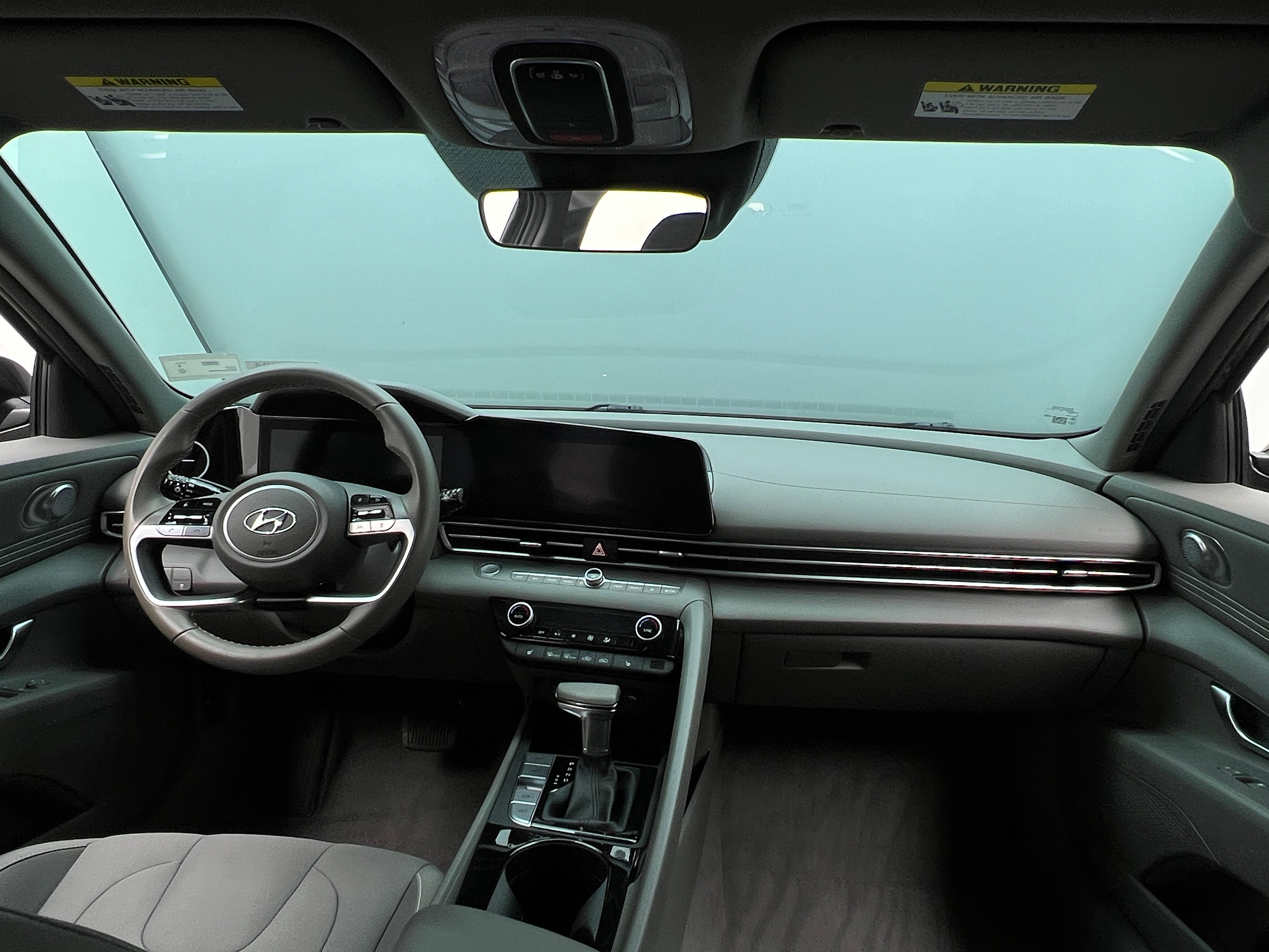 2023 Hyundai Elantra SEL 3