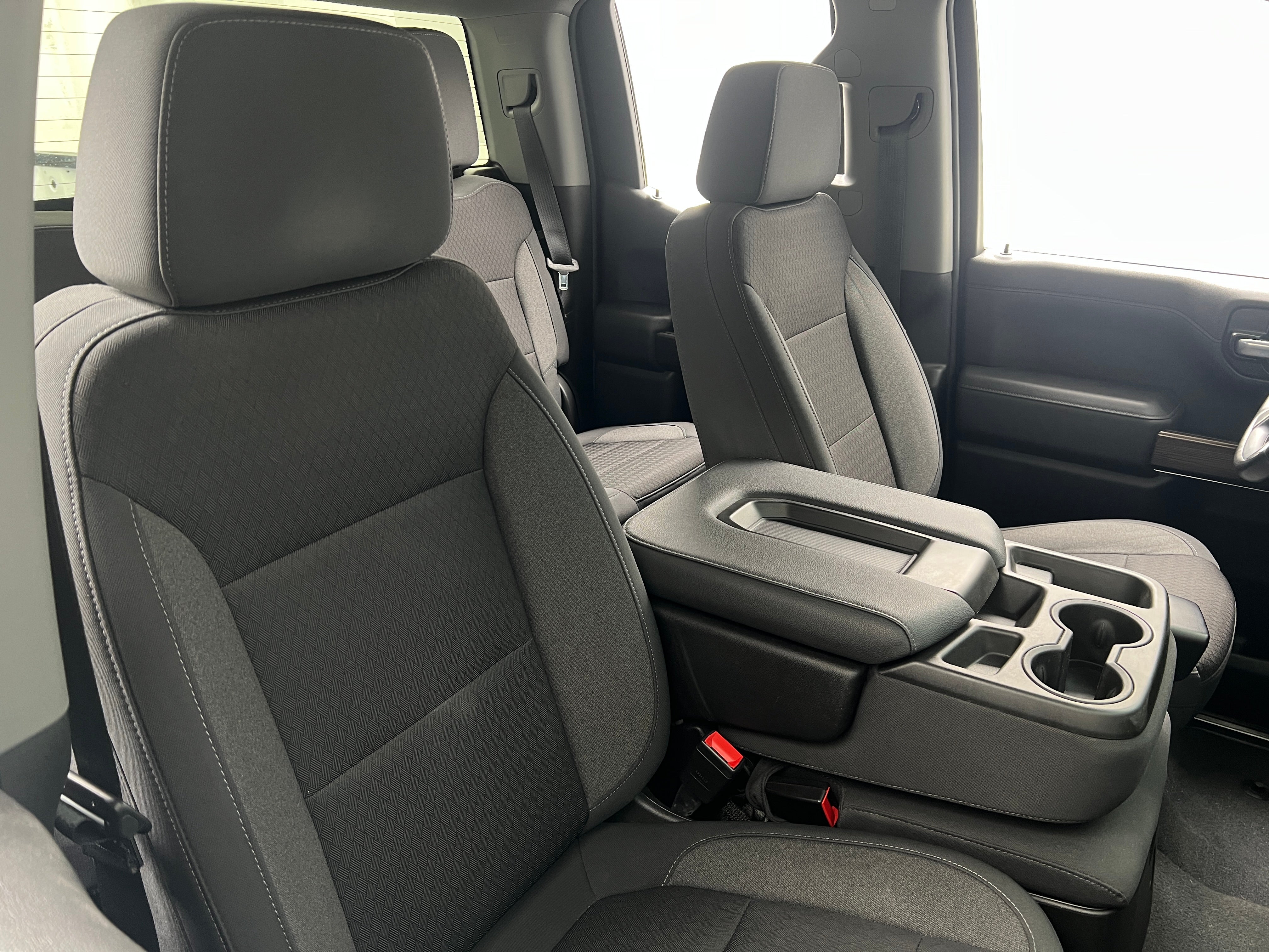 2021 Chevrolet Silverado 1500 LT 2