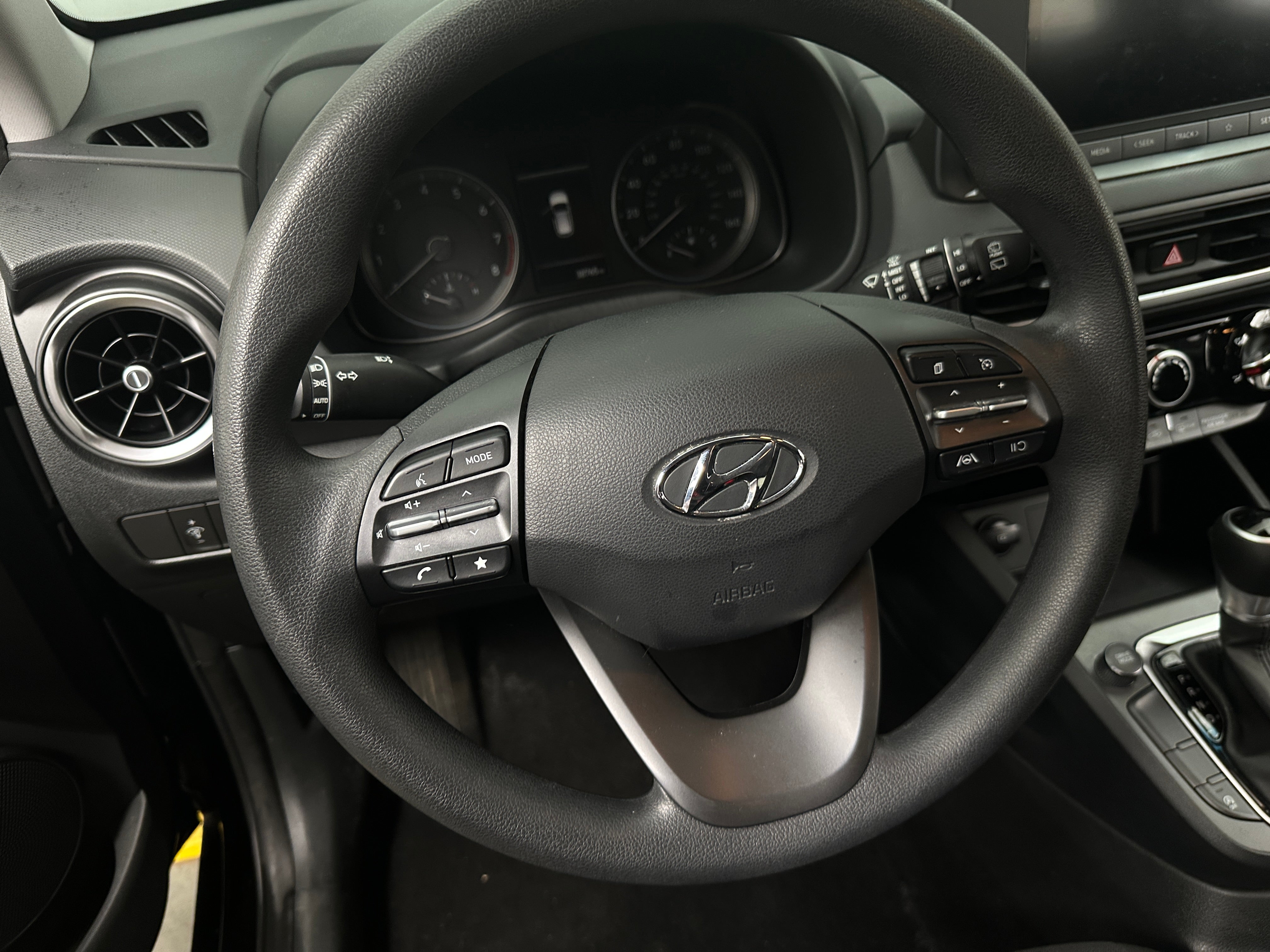 2022 Hyundai Kona SEL 5