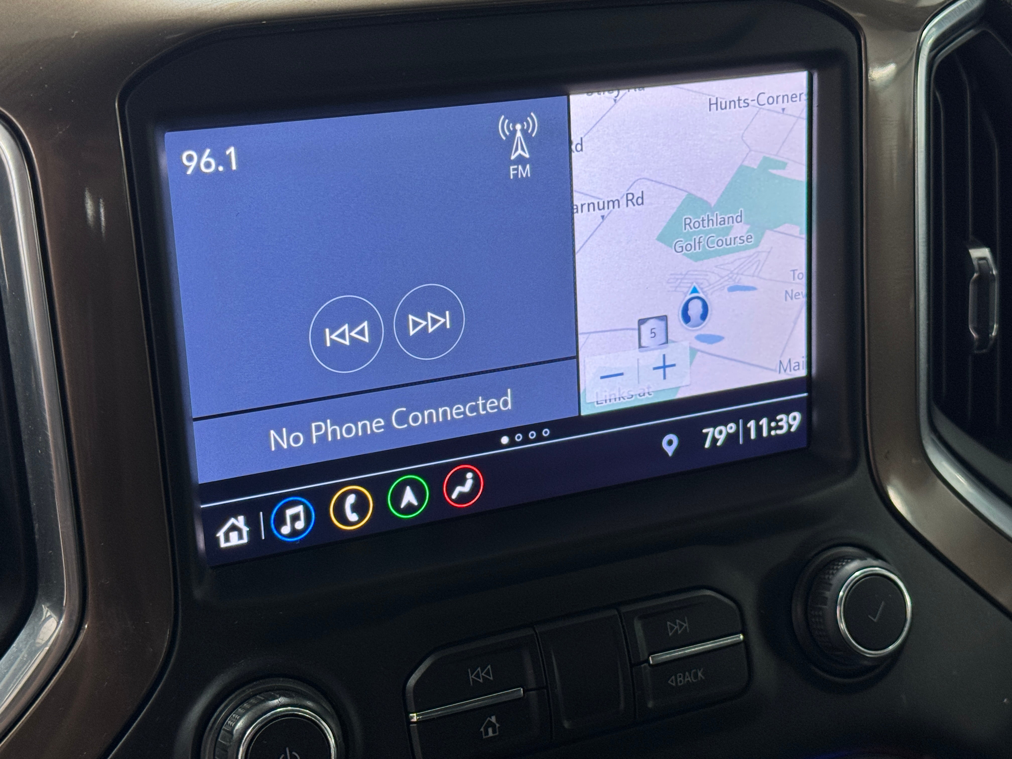 2019 Chevrolet Silverado 1500 High Country 3