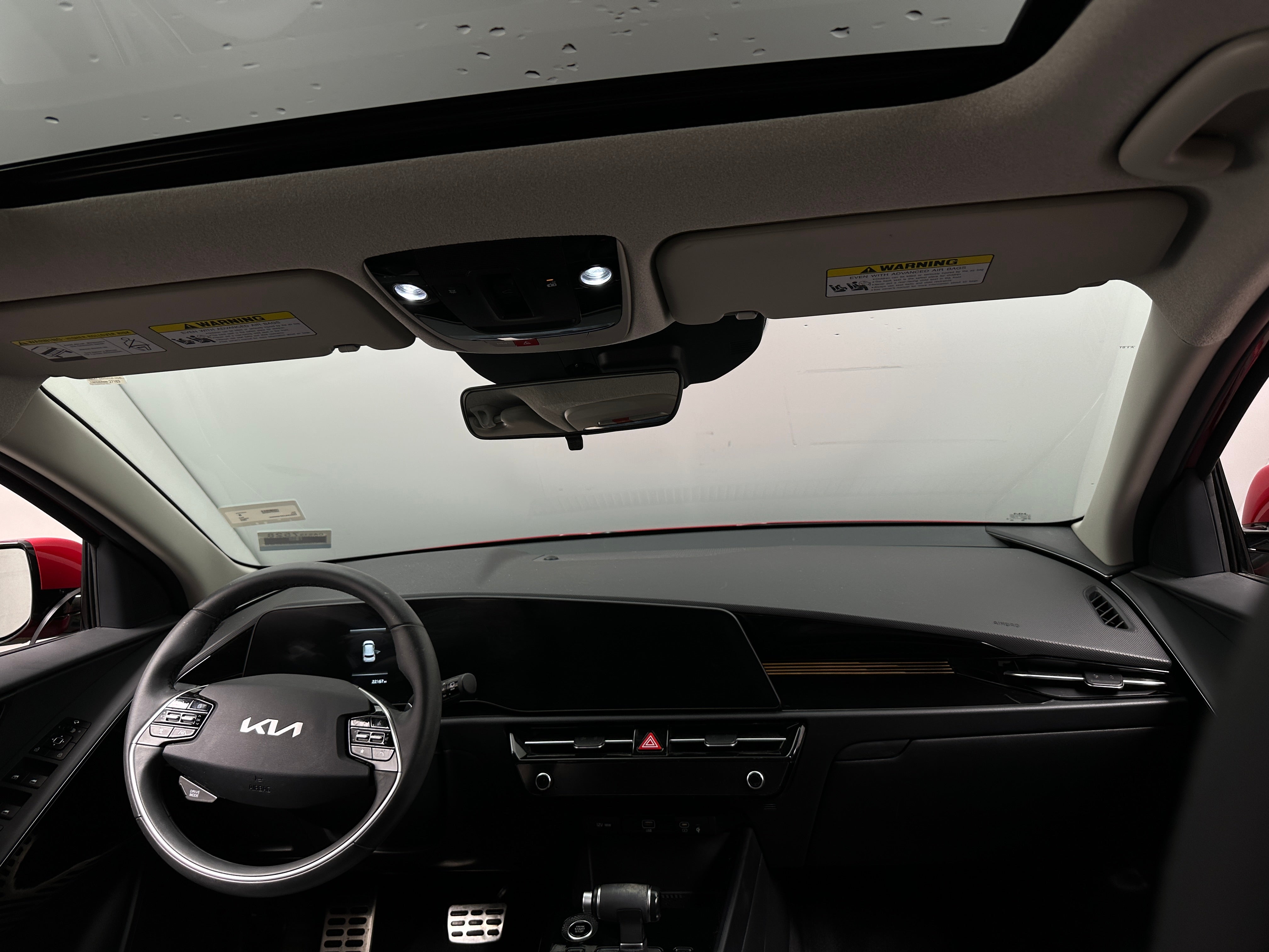 2023 Kia Niro EX Touring 2