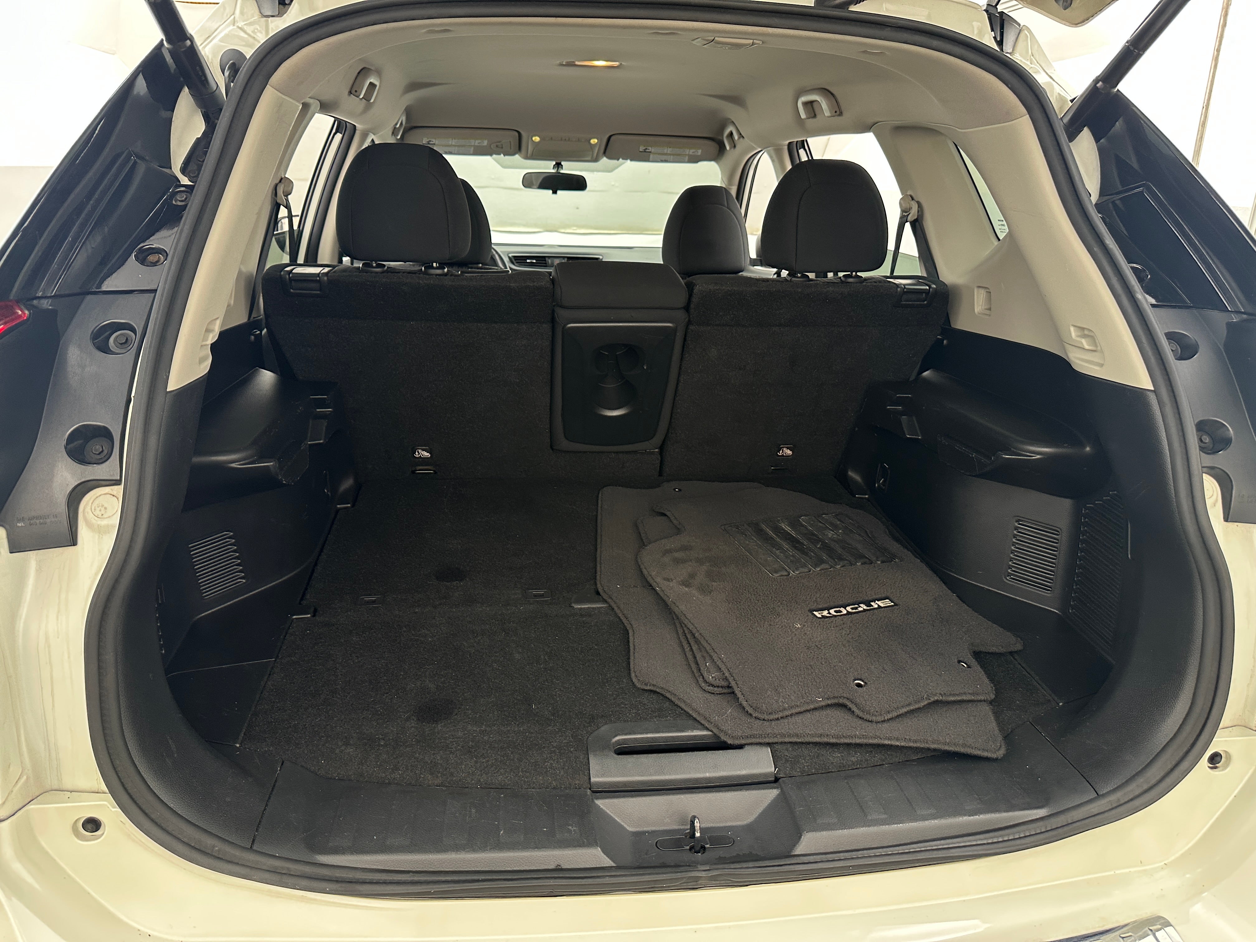 2018 Nissan Rogue SV 7