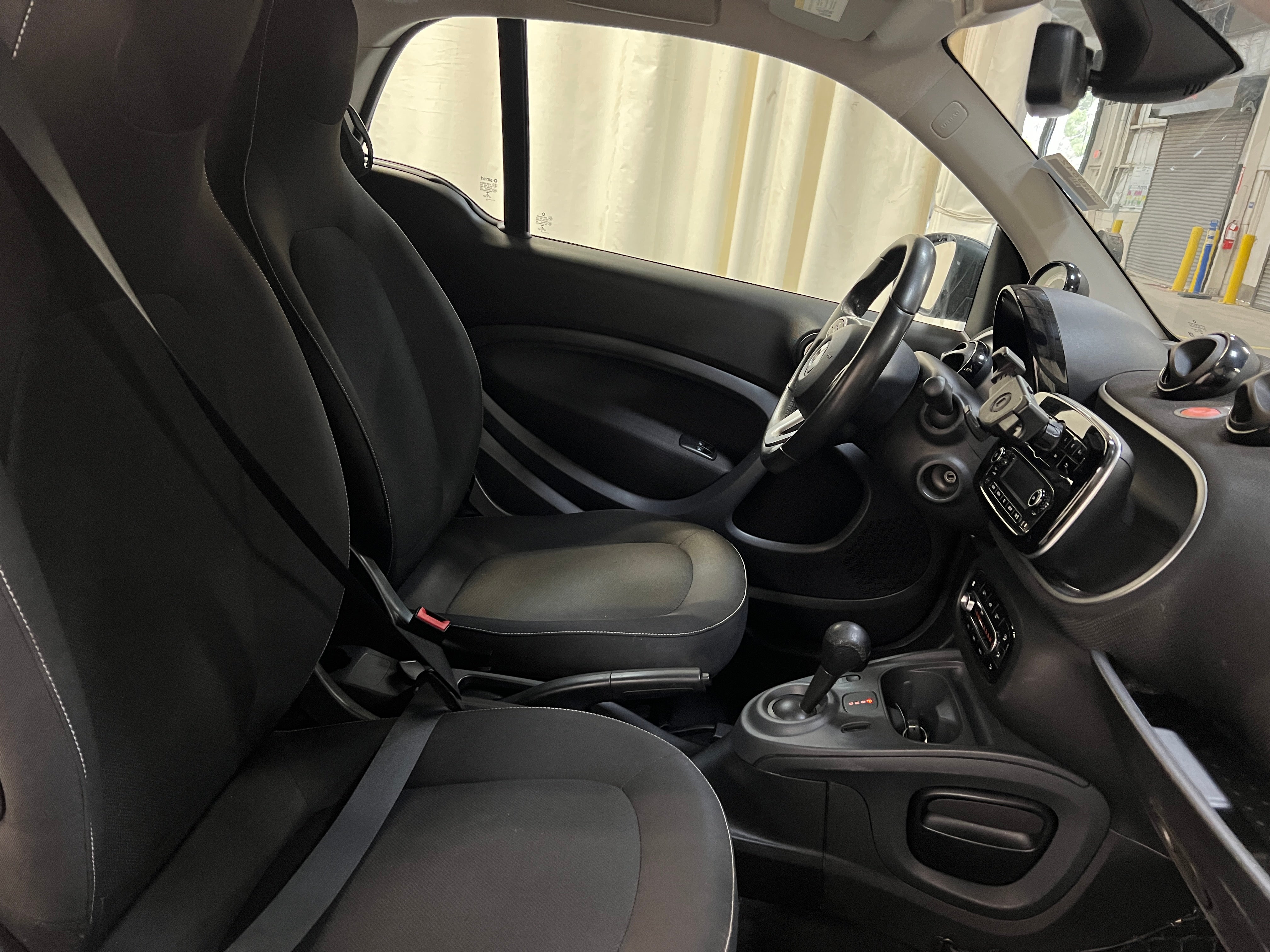 2018 smart fortwo Passion 2