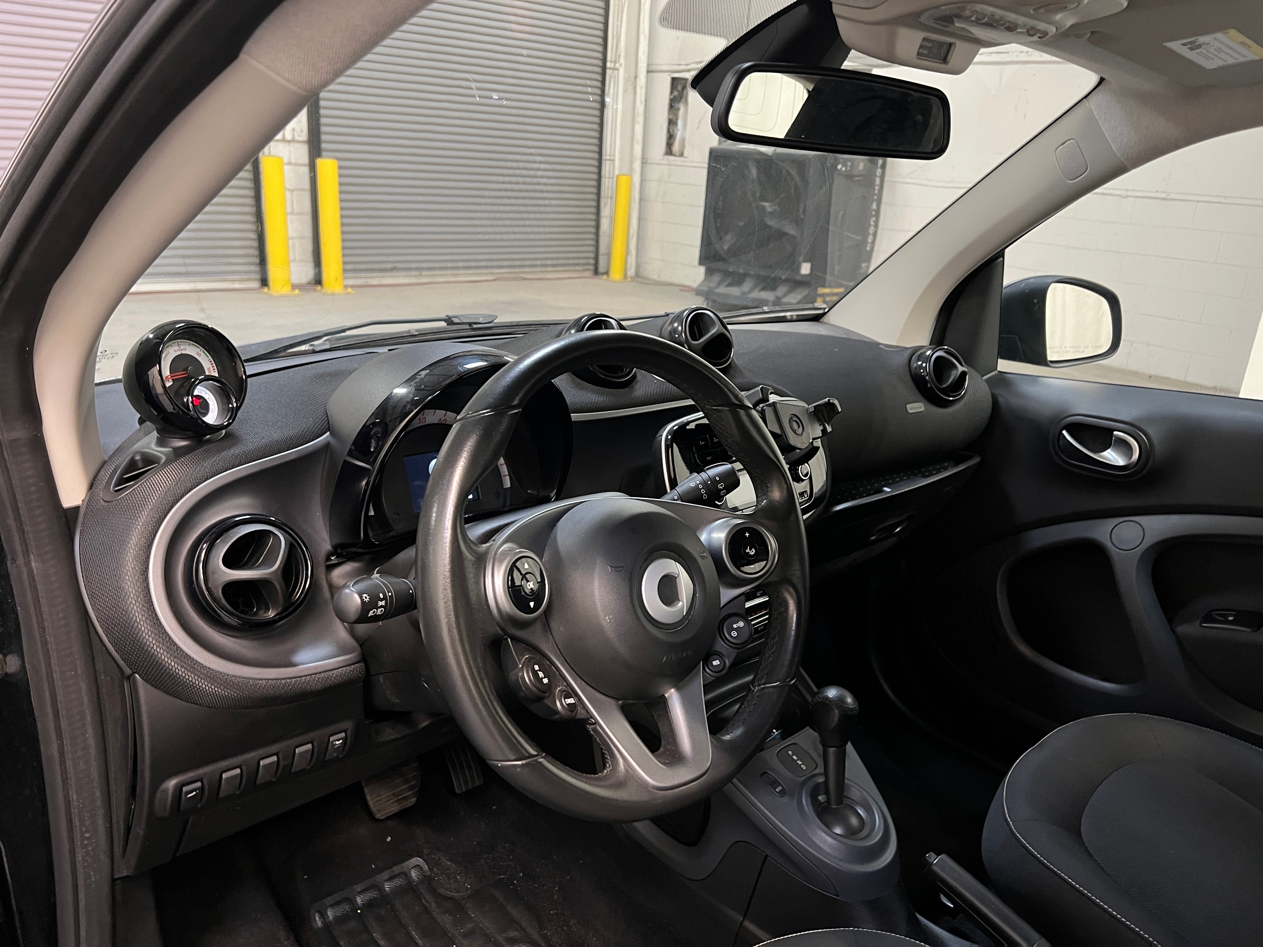 2018 smart fortwo Passion 3