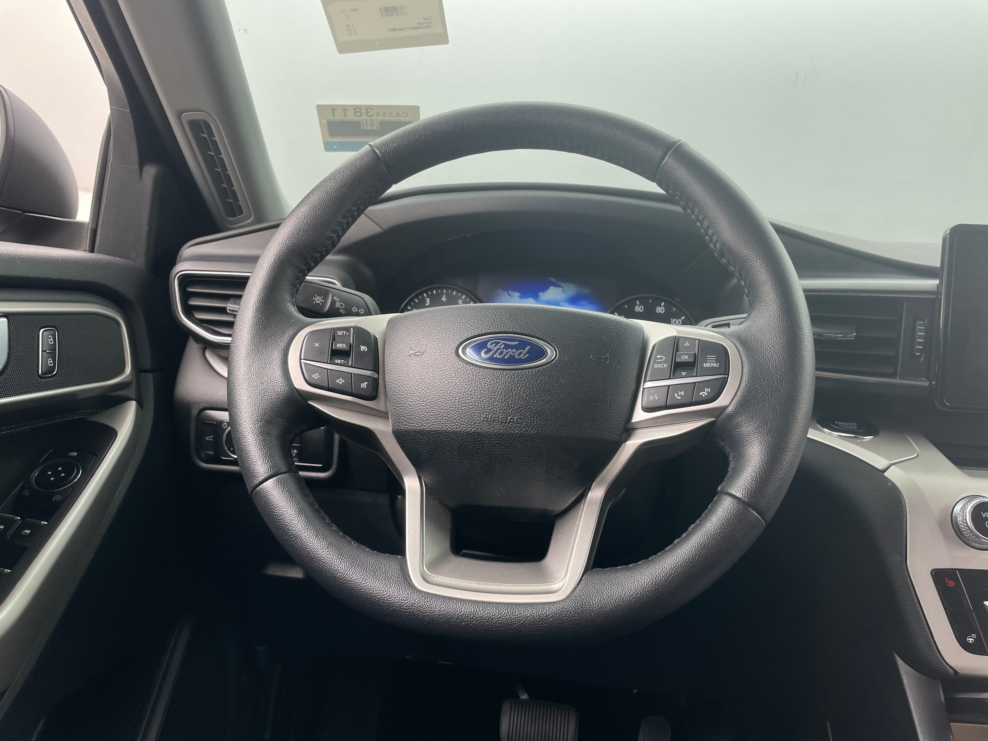 2024 Ford Explorer XLT 5