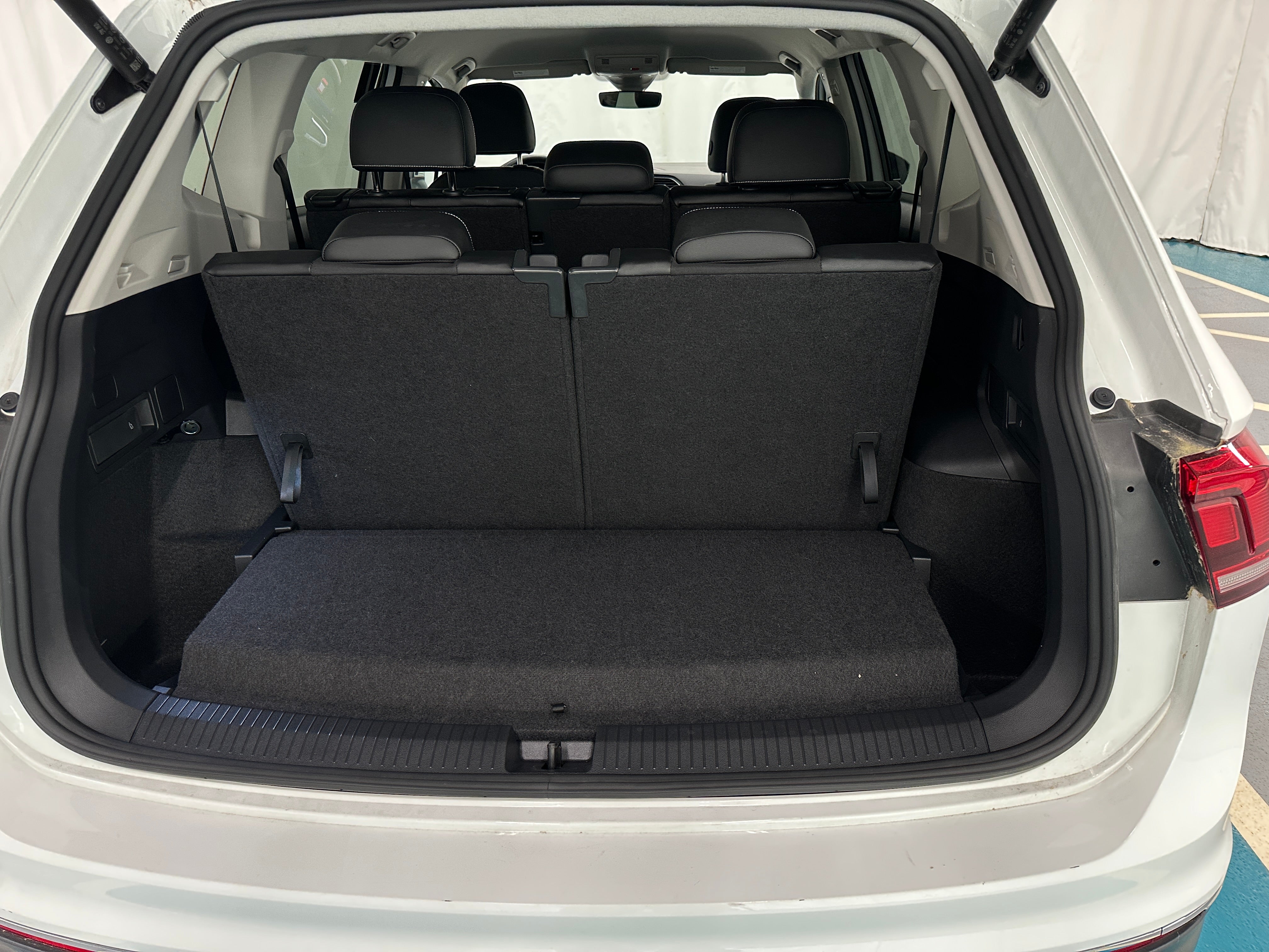 2024 Volkswagen Tiguan SE 6
