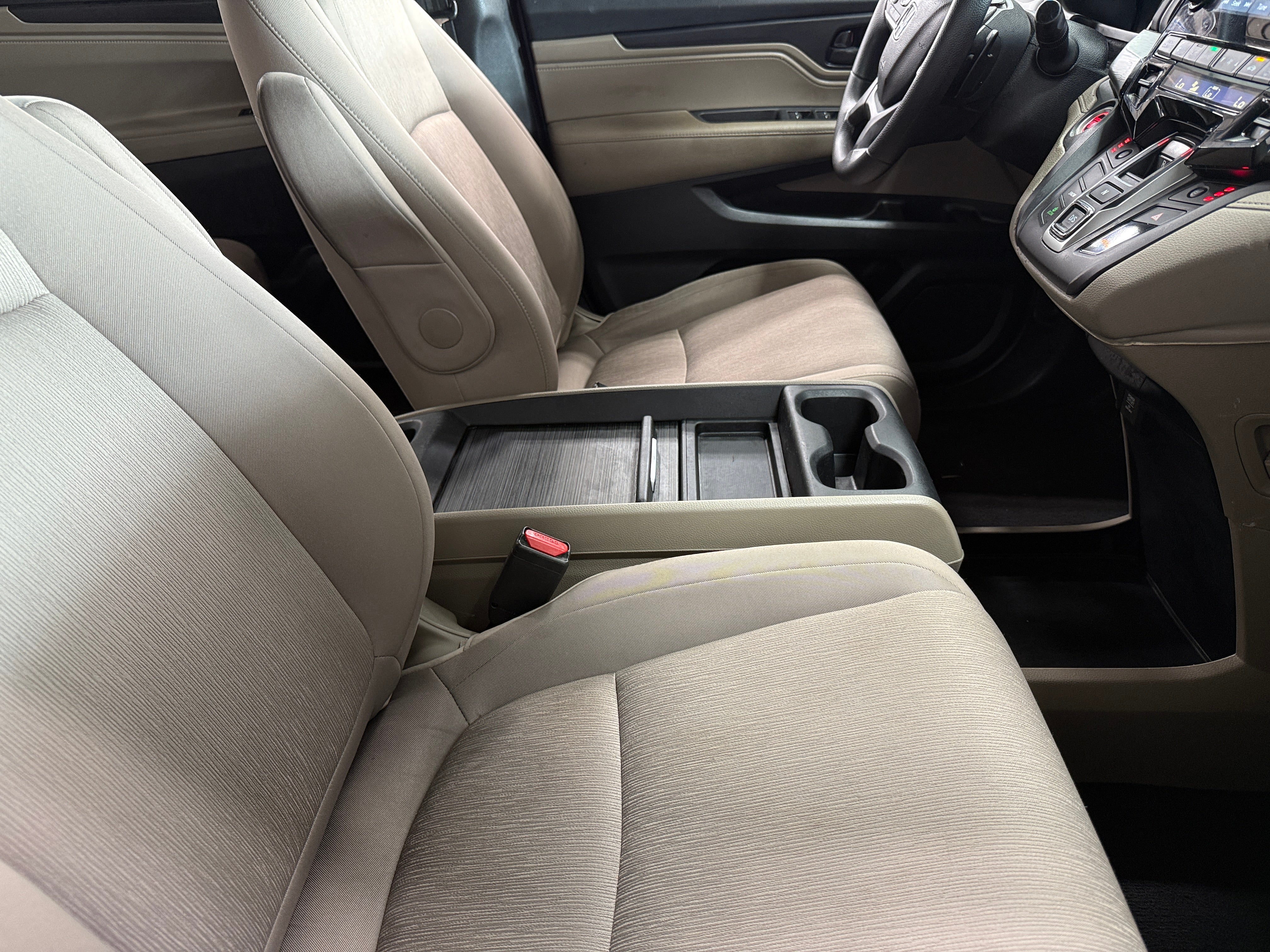 2018 Honda Odyssey EX 2
