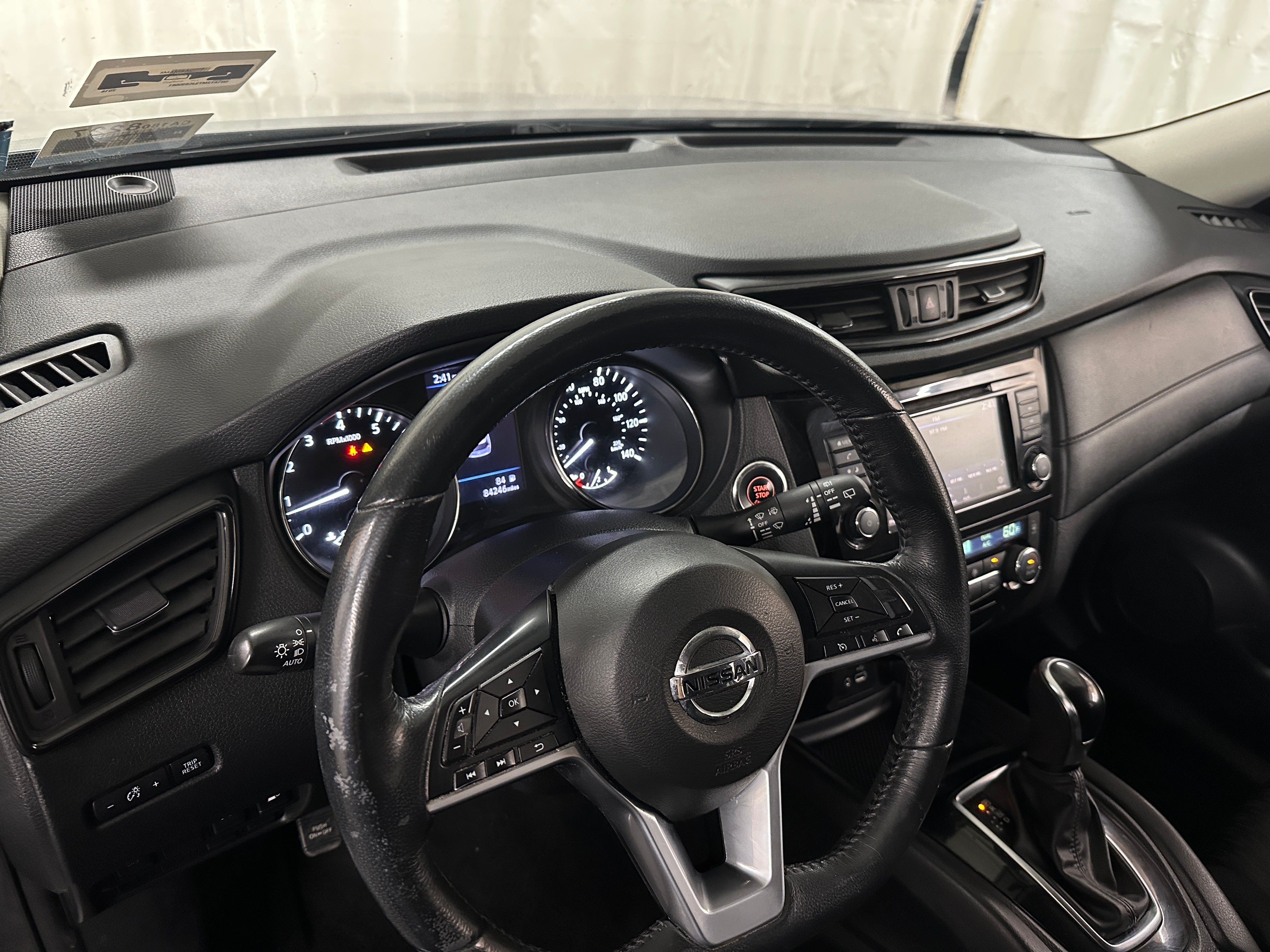 2018 Nissan Rogue SV 3