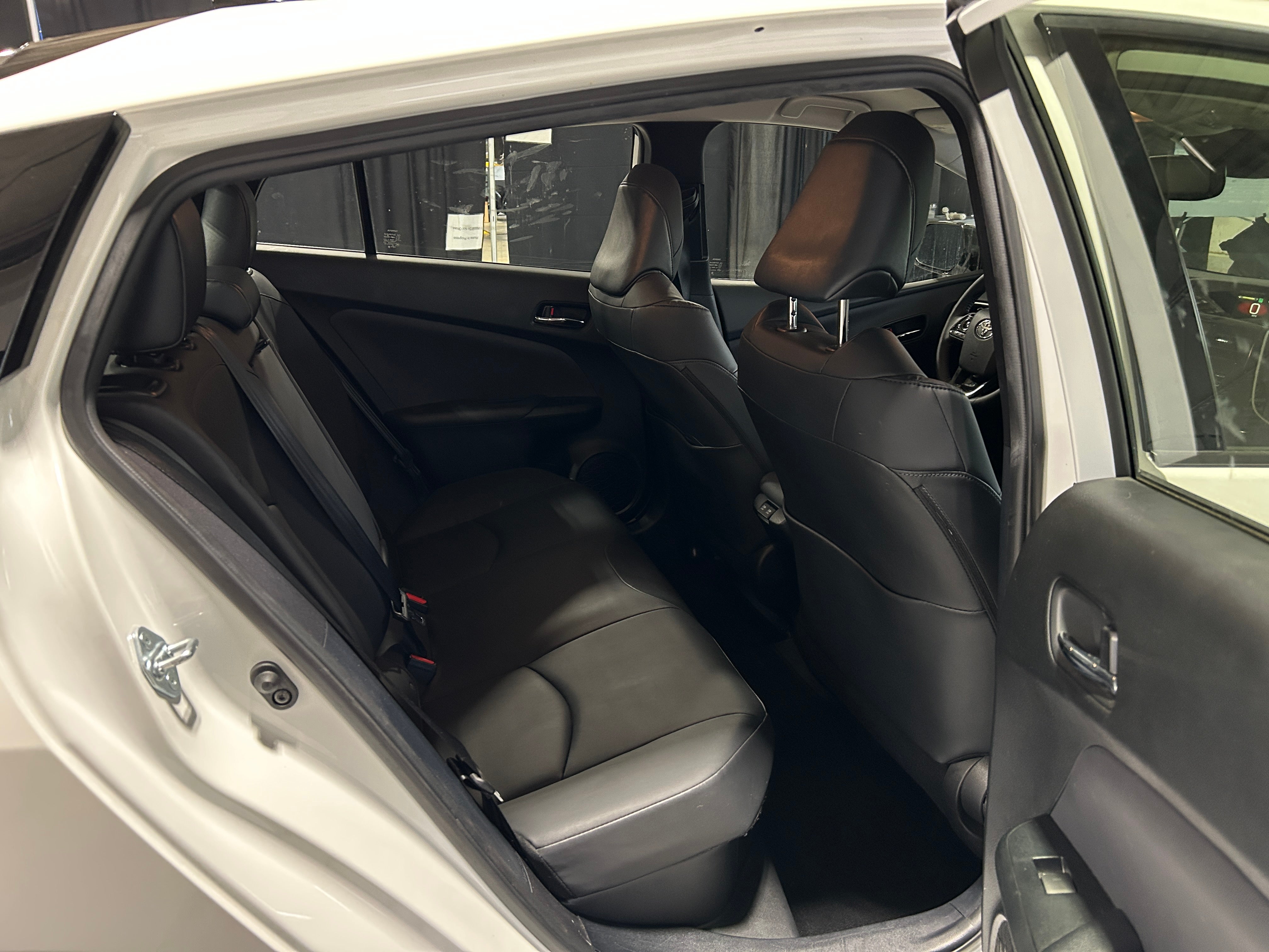 2022 Toyota Prius Nightshade Edition 6