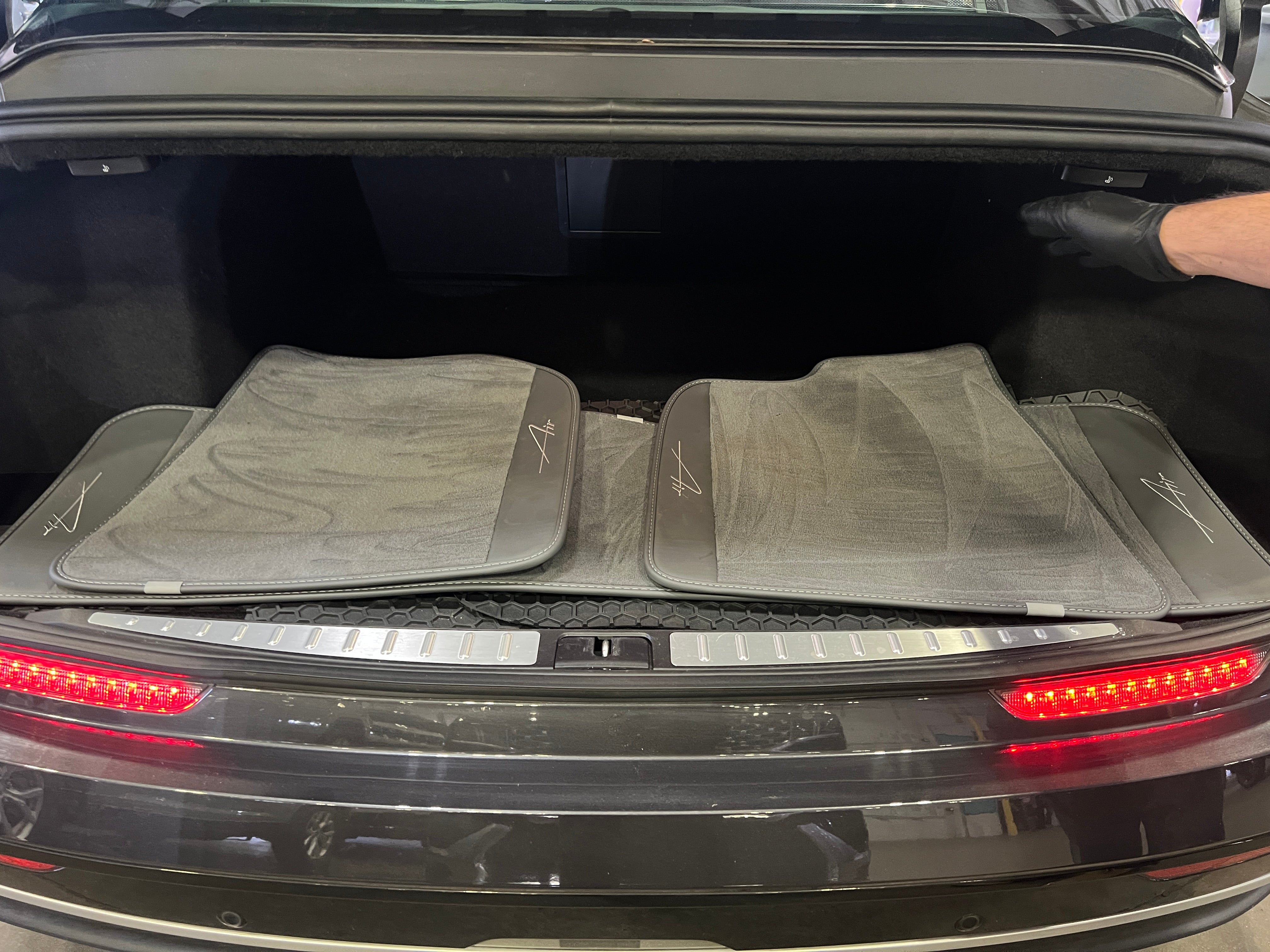 2023 Lucid Air Touring 6