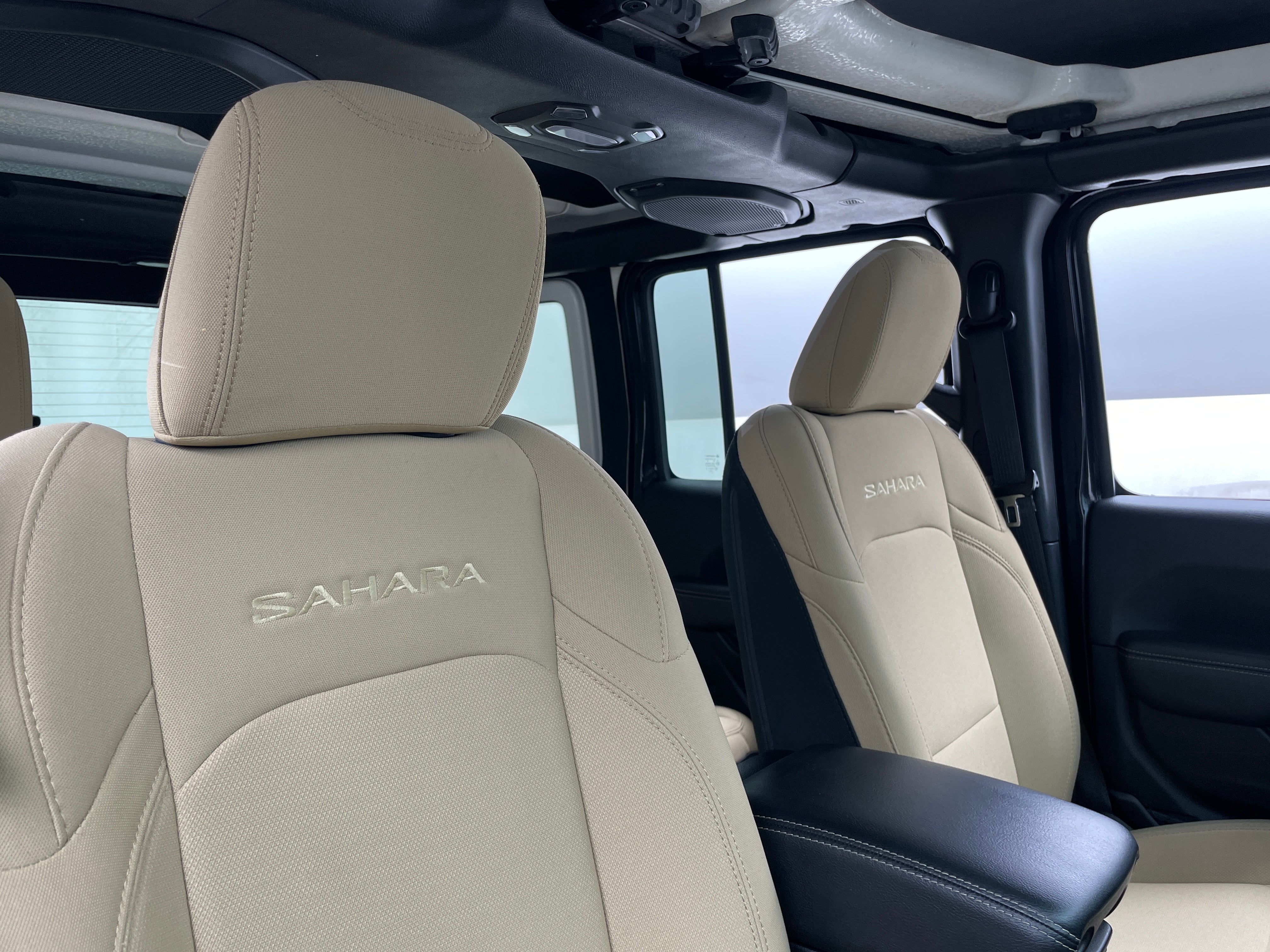2019 Jeep Wrangler Unlimited Sahara 2