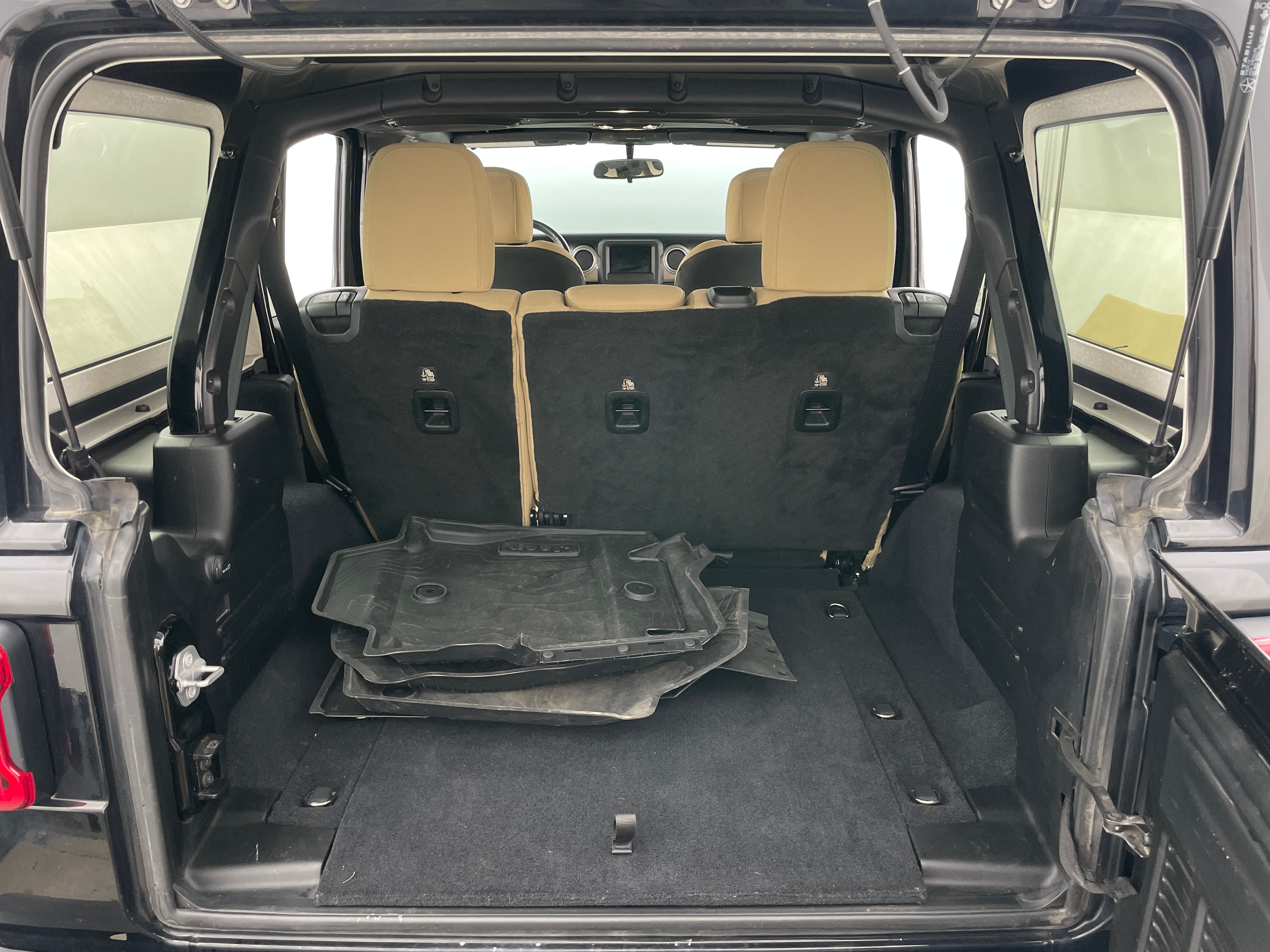 2019 Jeep Wrangler Unlimited Sahara 7