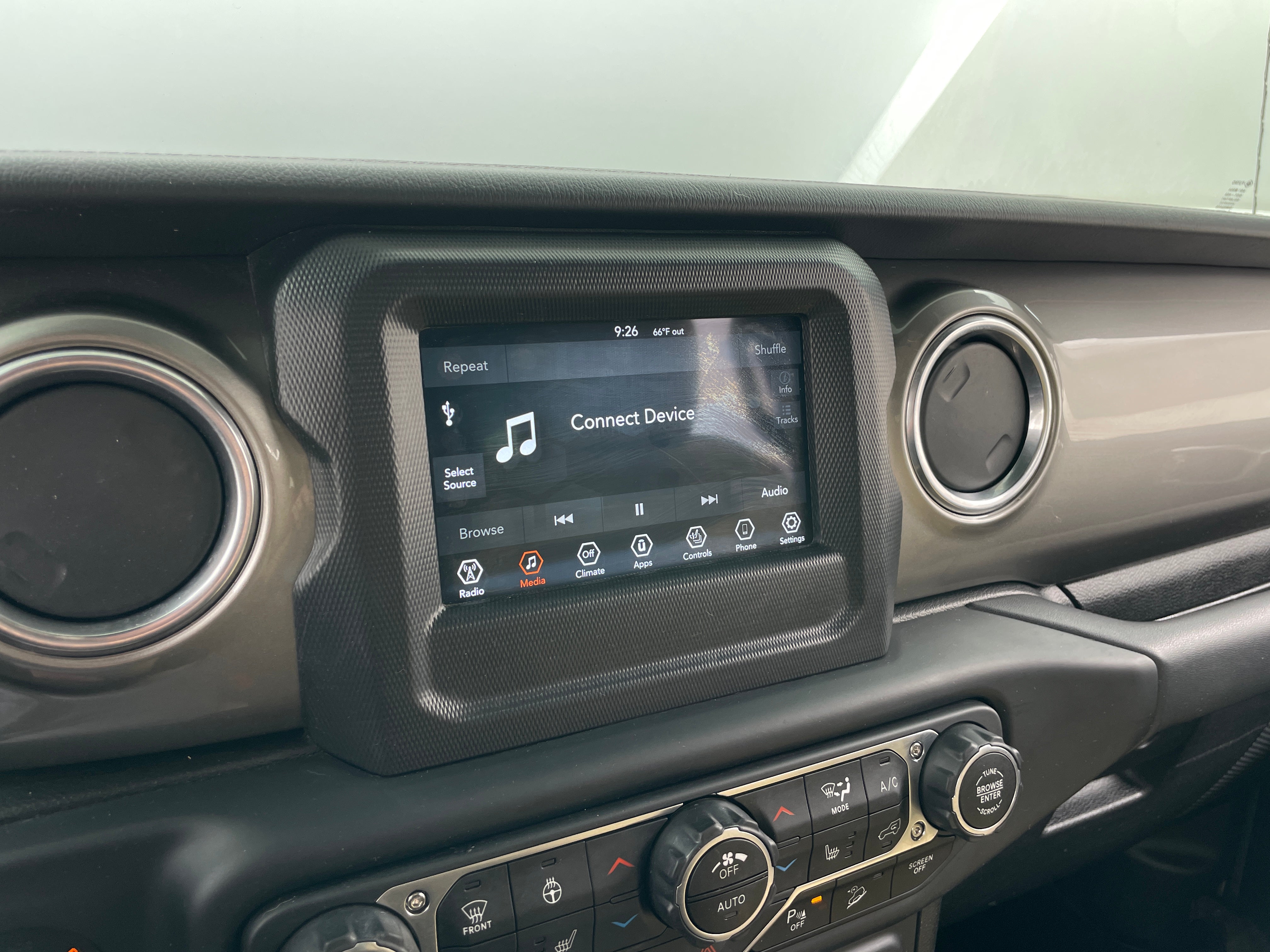 2019 Jeep Wrangler Unlimited Sahara 4