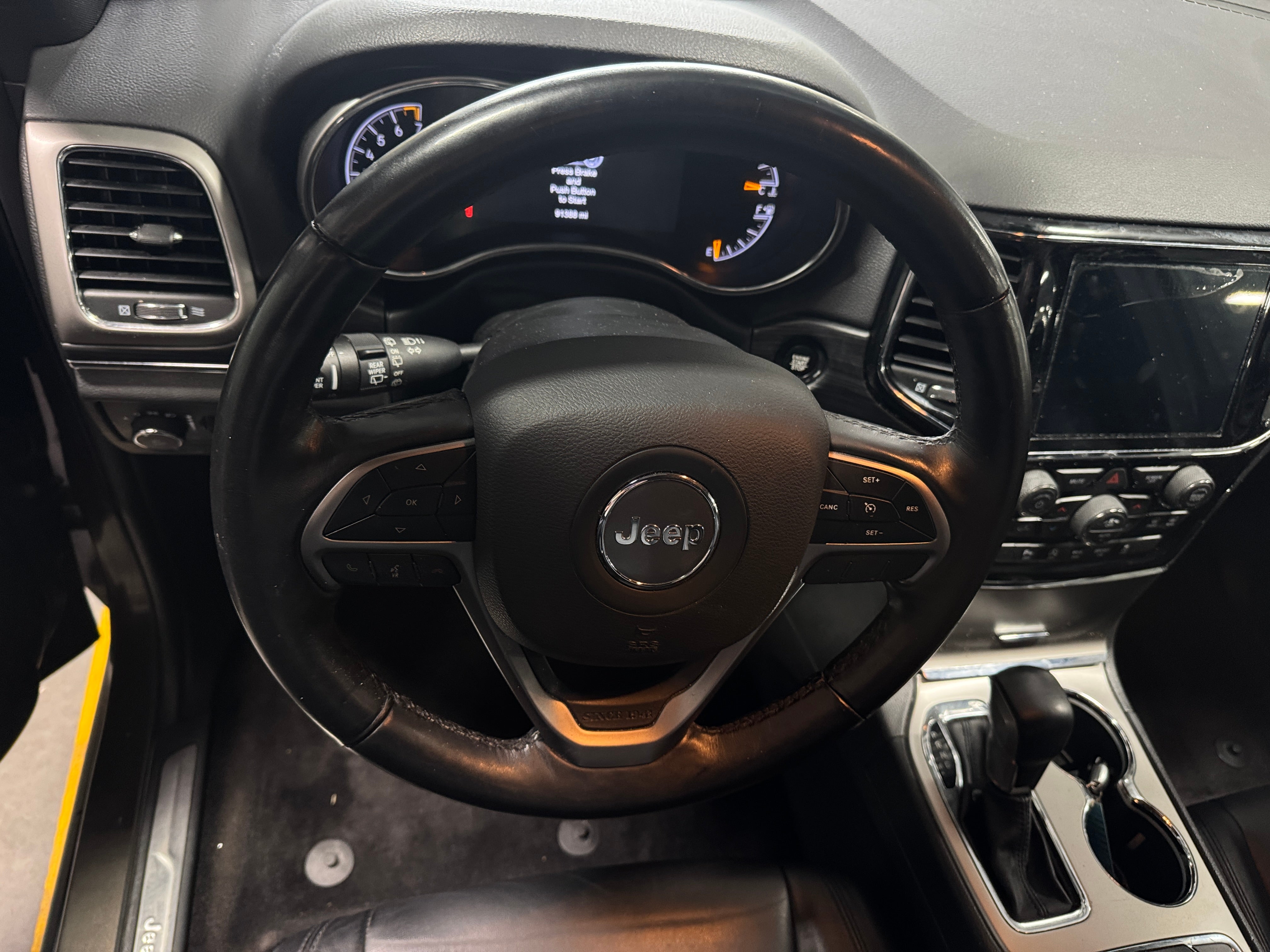 2019 Jeep Grand Cherokee Limited Edition 4