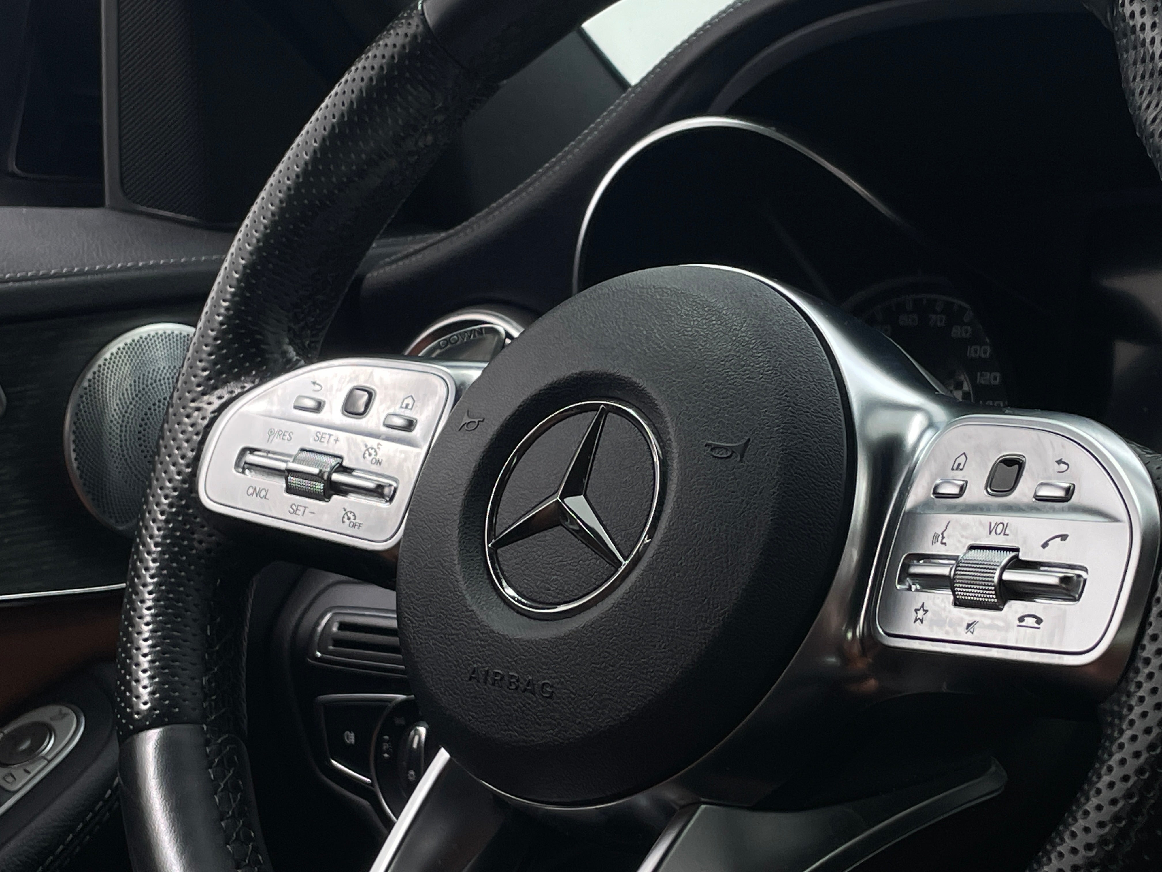 Thumbnail: 2019 Mercedes-Benz C-Class - 4