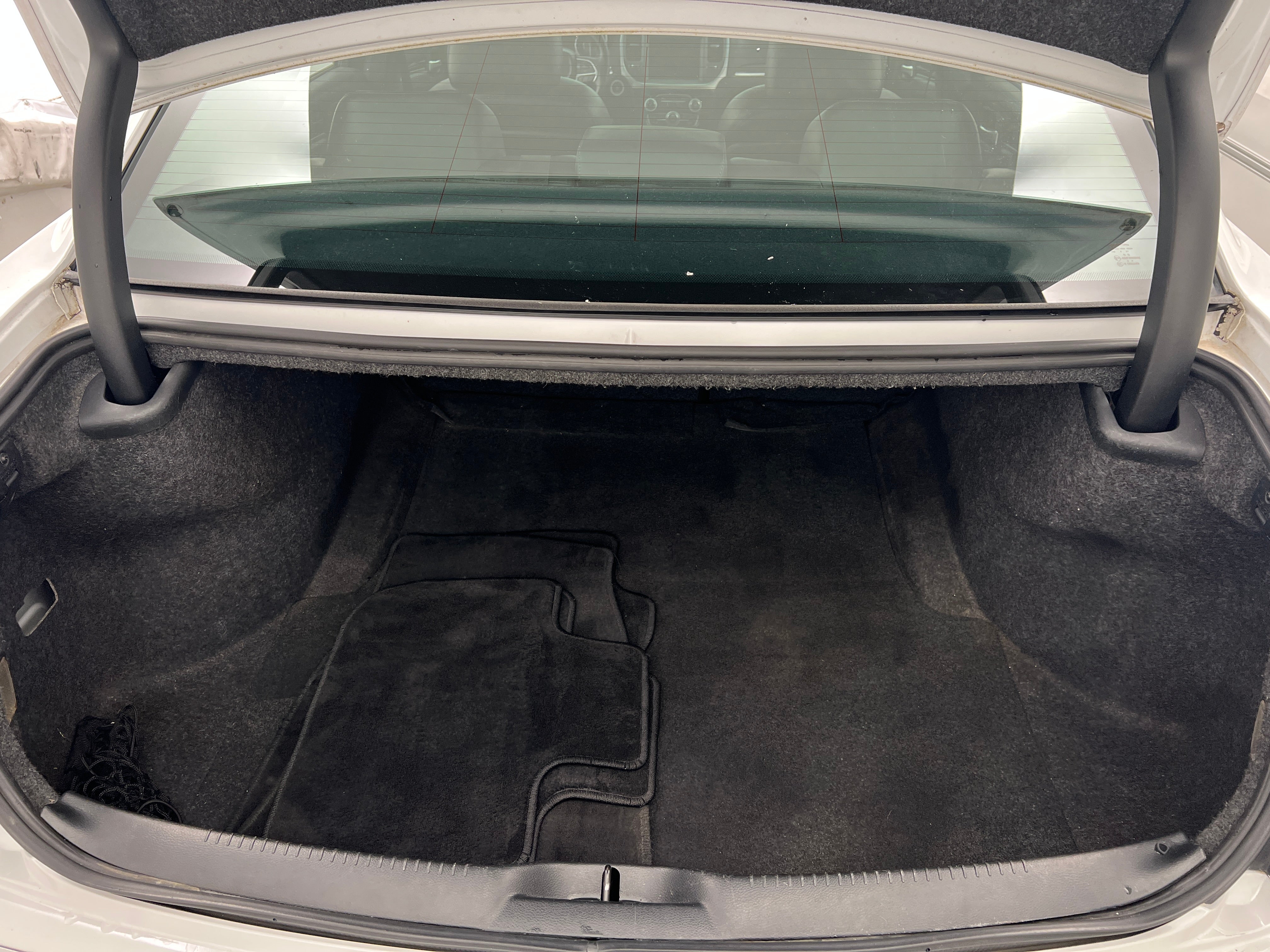 2015 Chrysler 300 Limited Edition 6