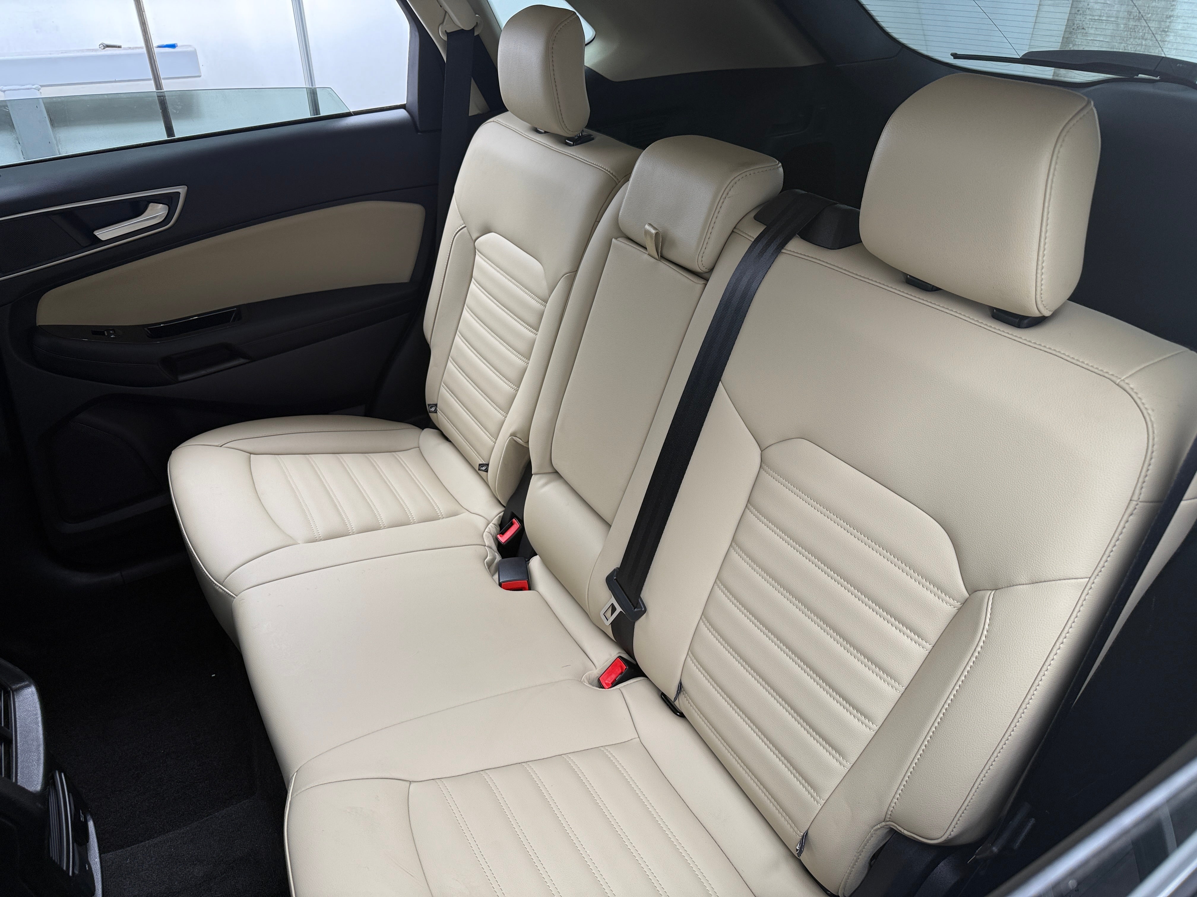 2019 Ford Edge SEL 6