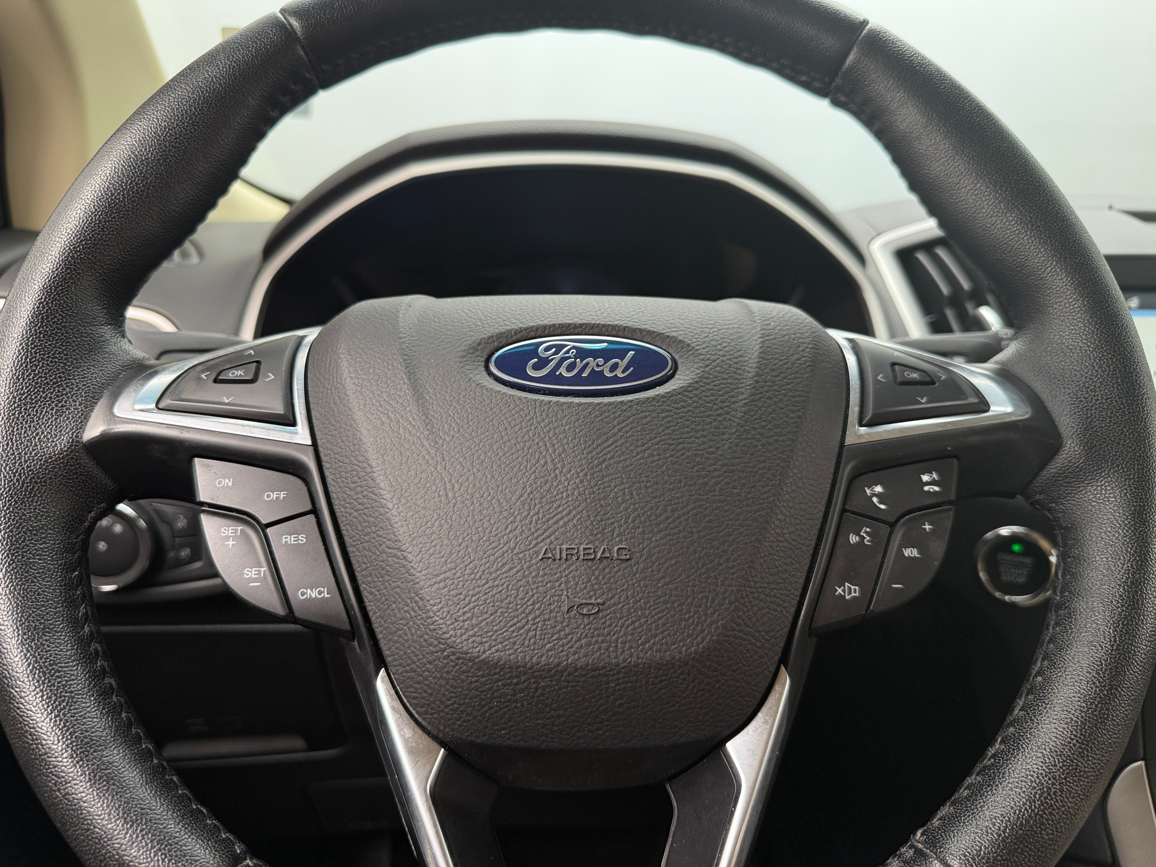 2019 Ford Edge SEL 5
