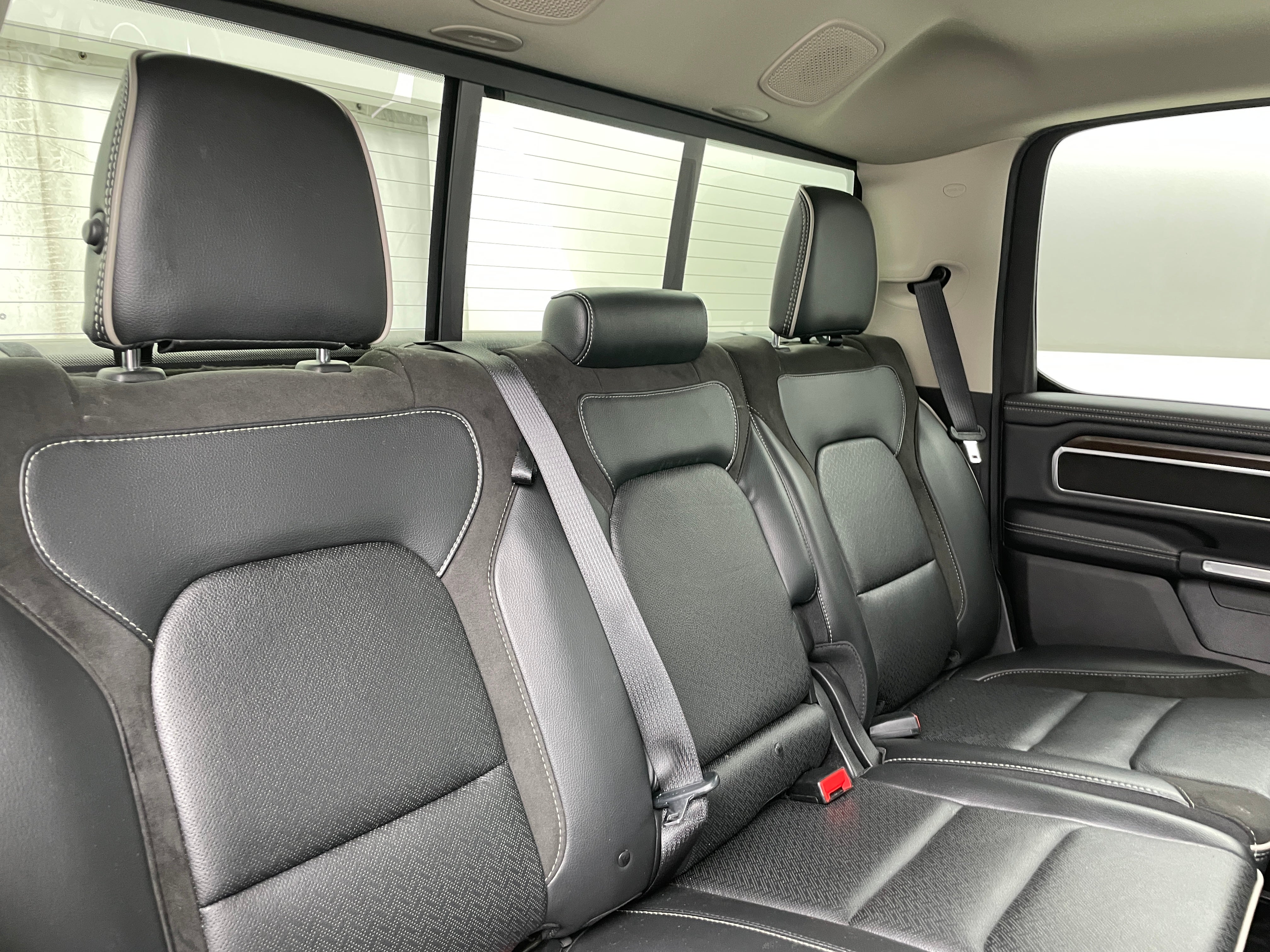 2022 RAM 1500 Laramie 5