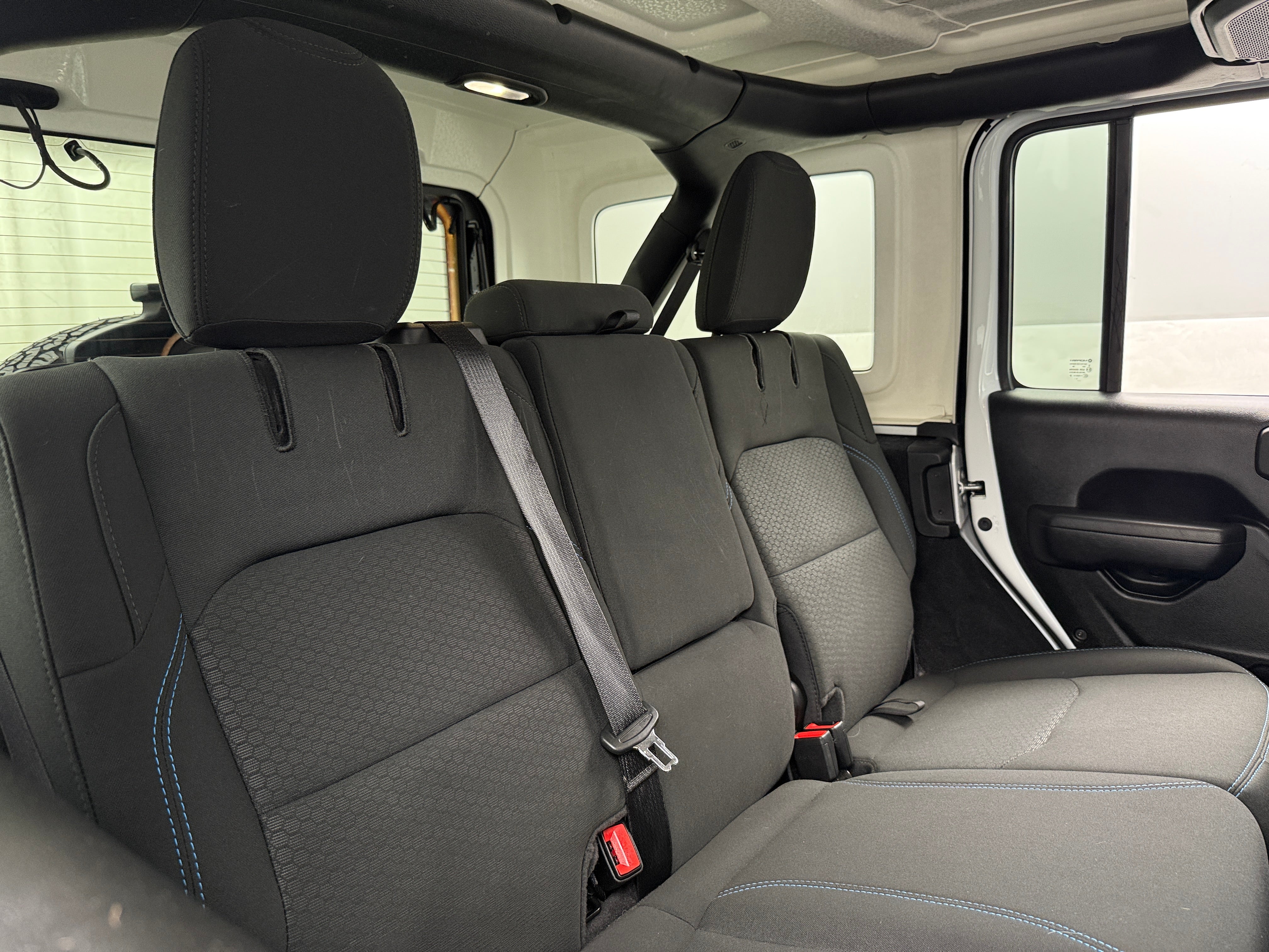 2022 Jeep Wrangler Unlimited Rubicon 4xe 6